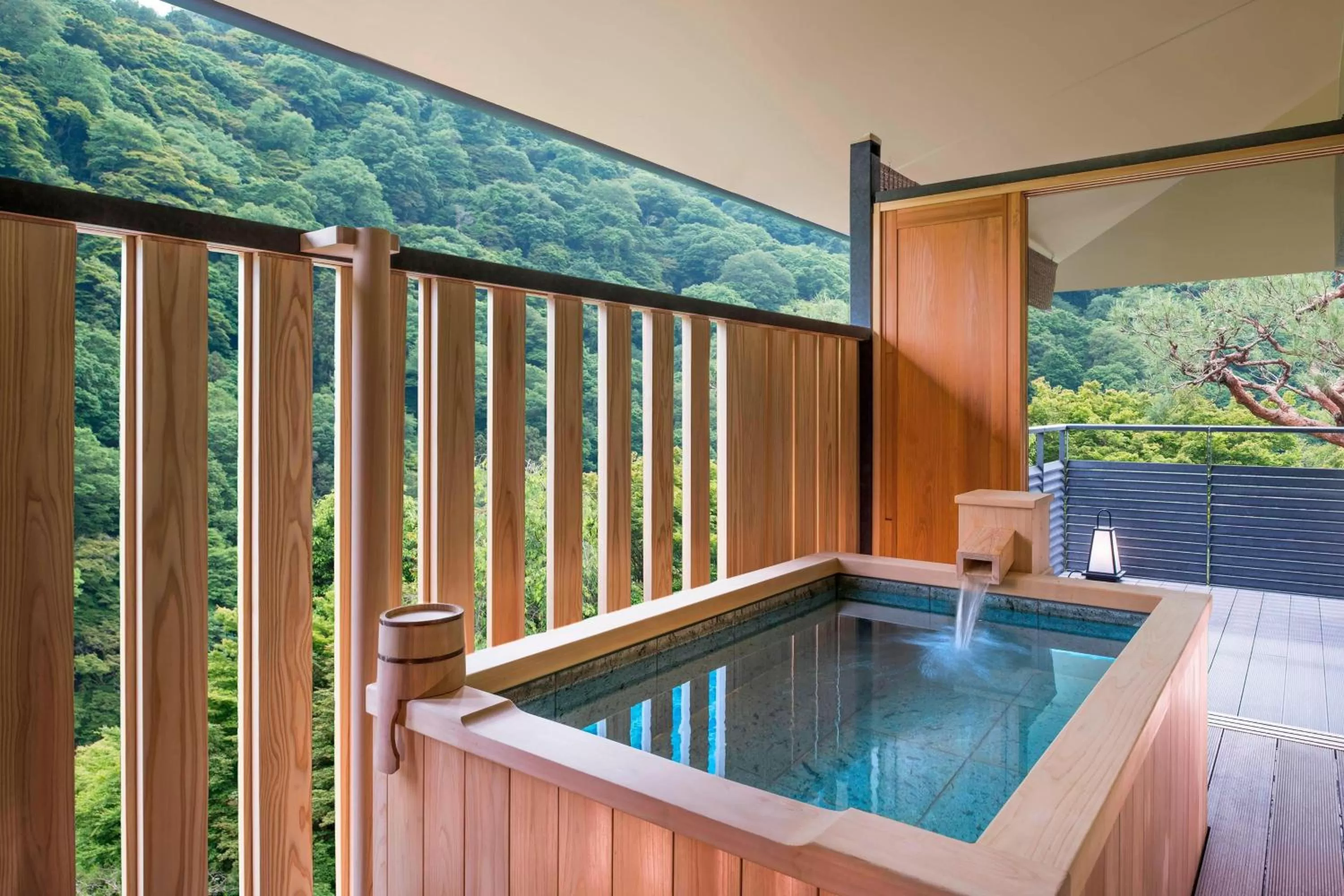 Bedroom in Suiran, a Luxury Collection Hotel, Kyoto