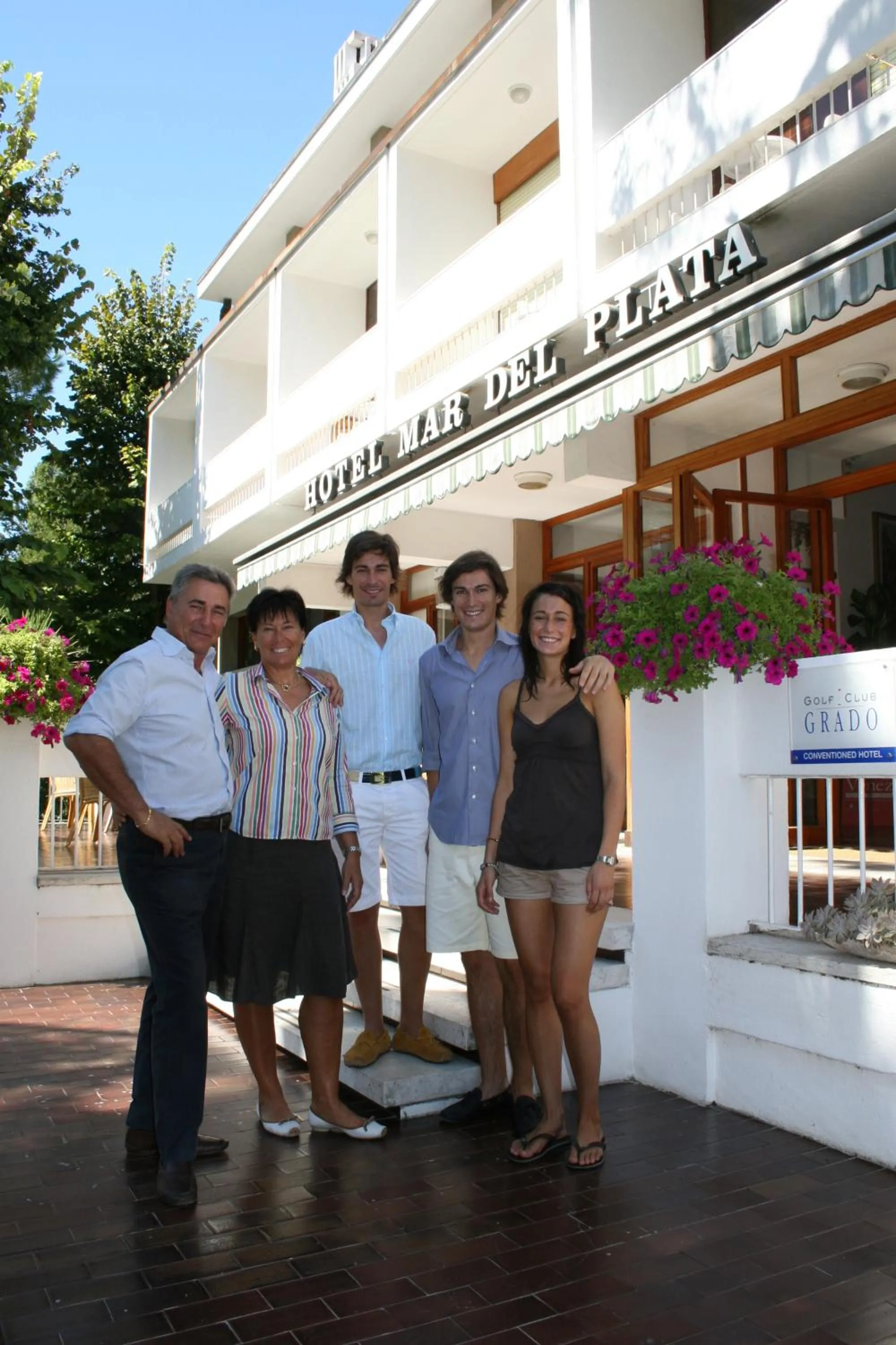Facade/entrance in Hotel Mar Del Plata