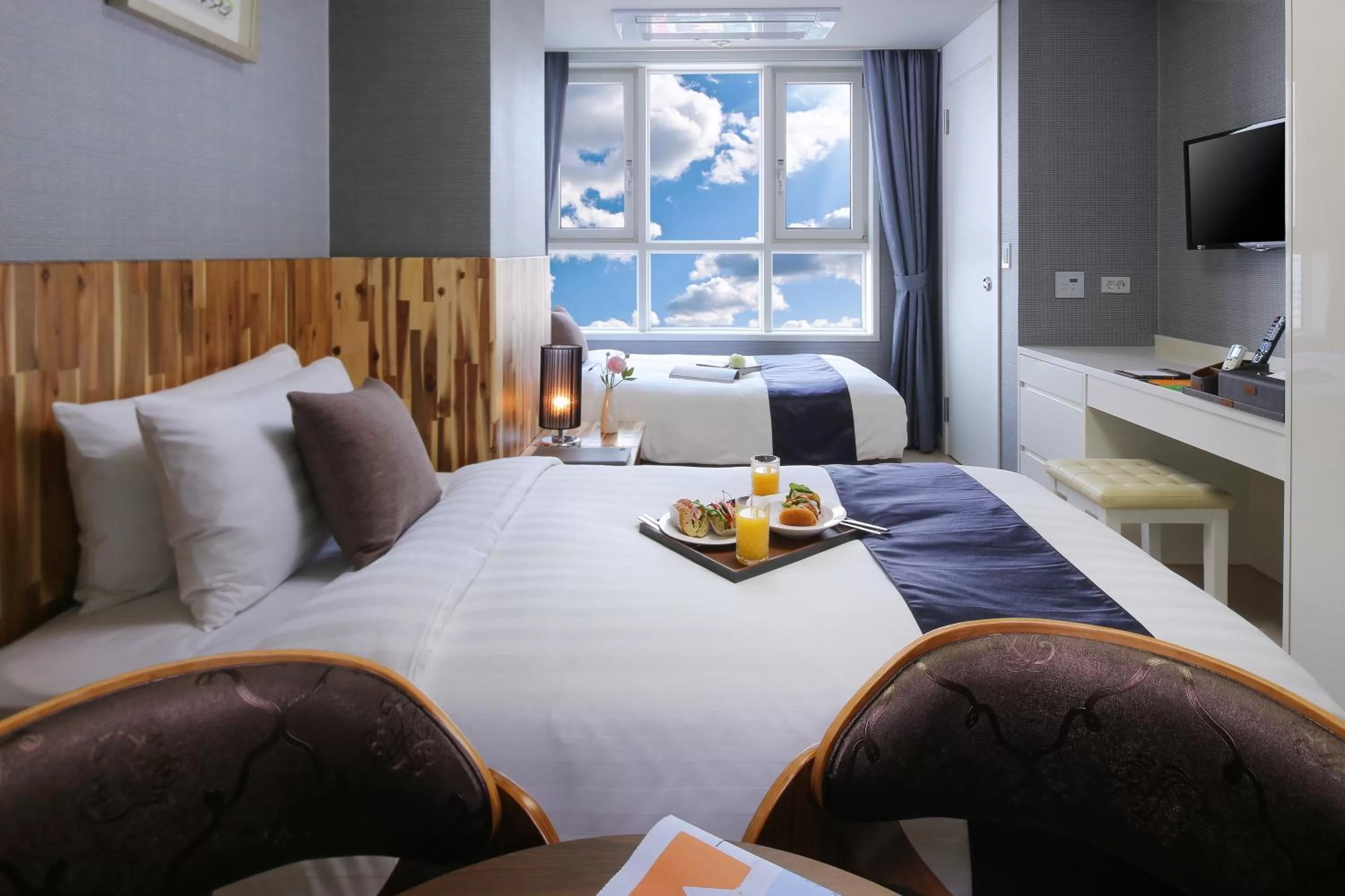 Bedroom, Bed in Ever8 Serviced Residence