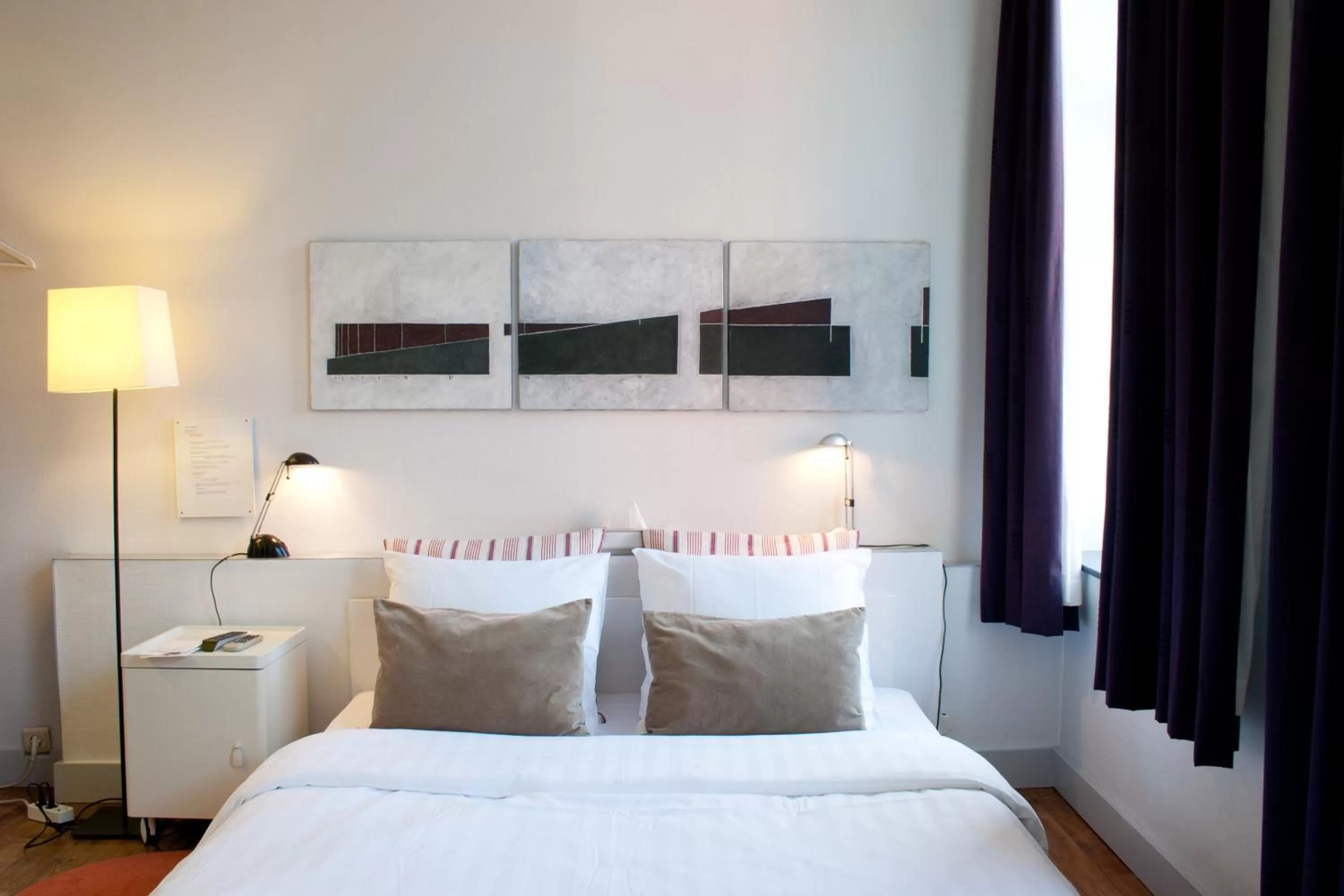 Bed in B&B Lodging At 8