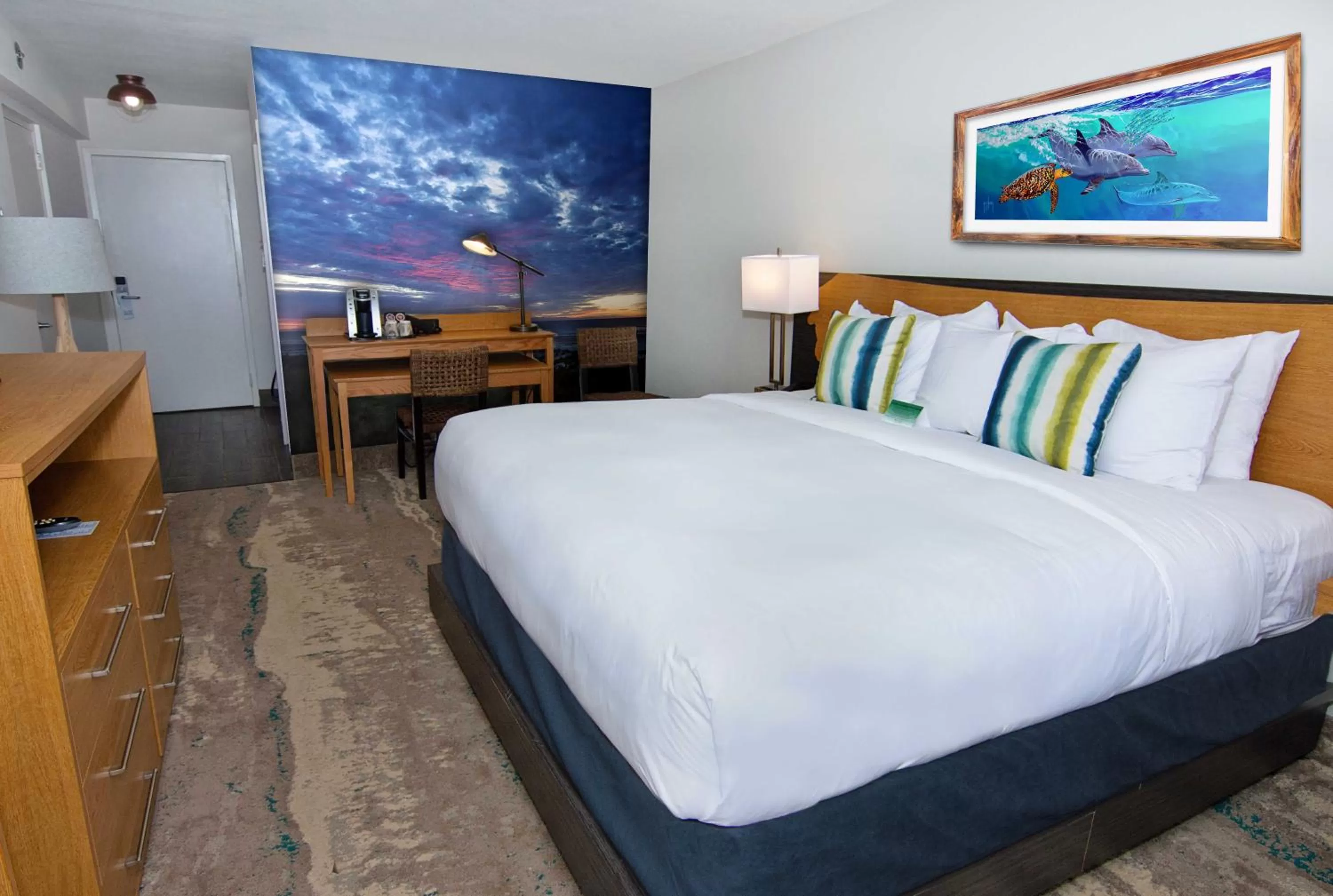 Photo of the whole room, Bed in Guy Harvey Resort on Saint Augustine Beach