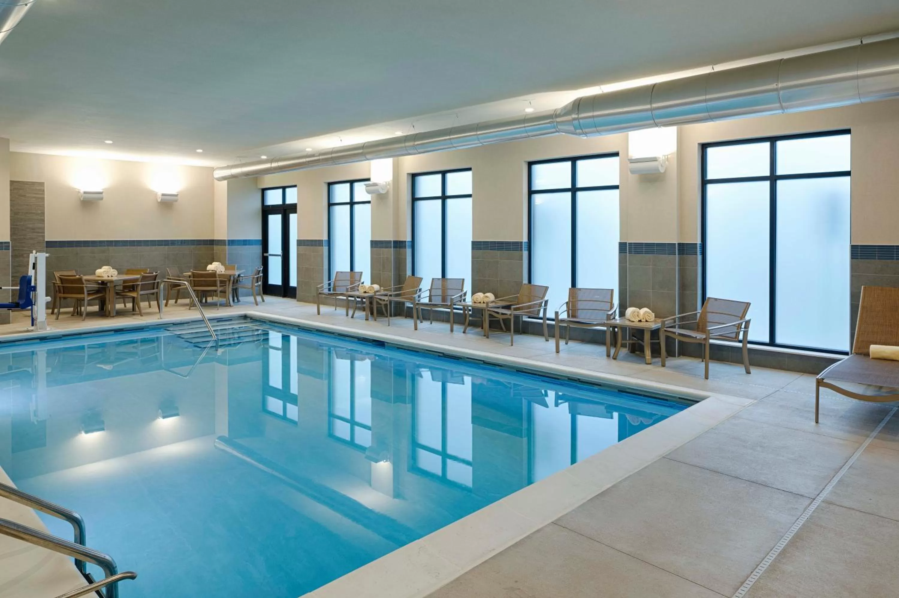 Swimming pool in Hyatt House Columbus OSU Short North