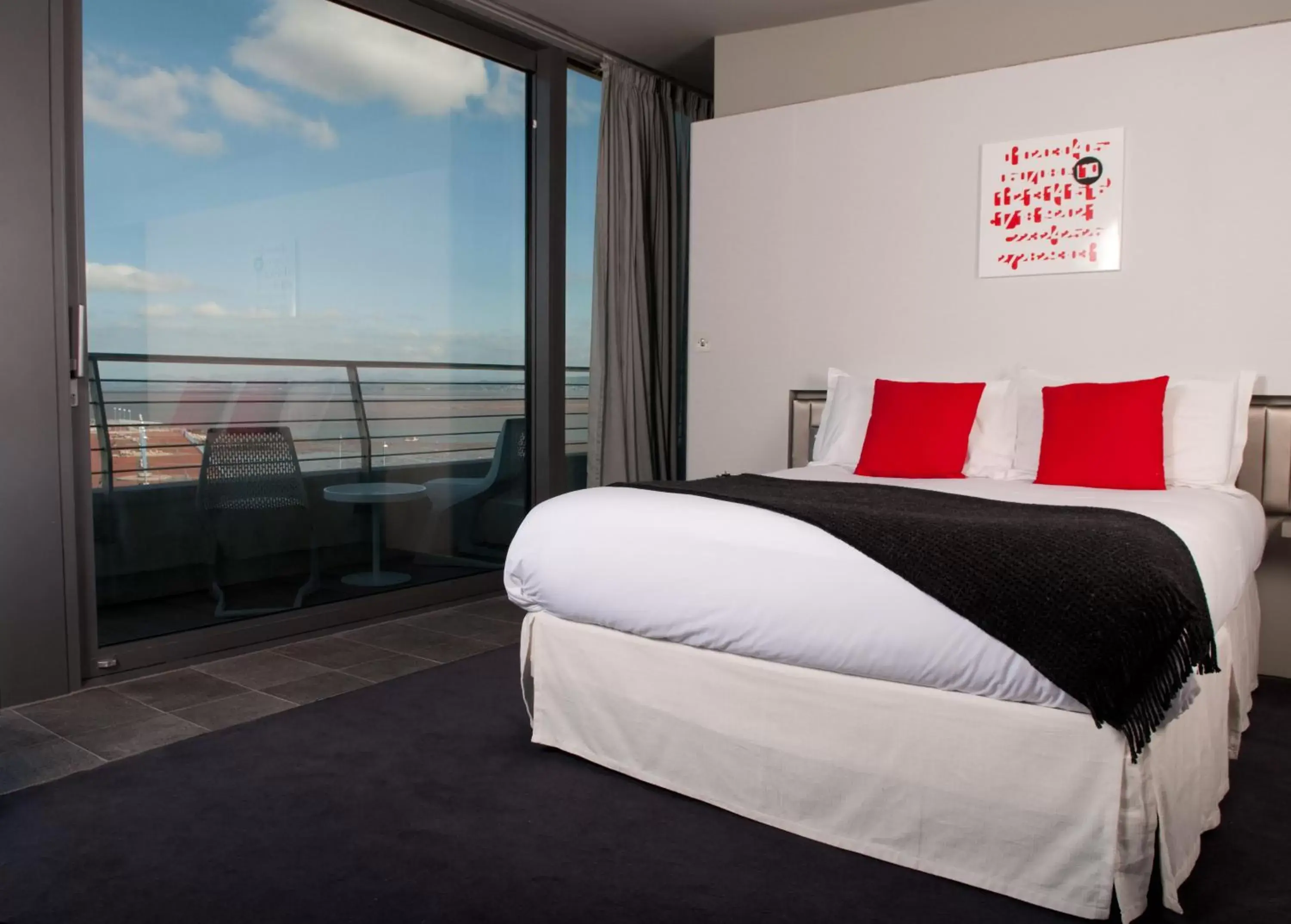 Feature Double Room with Sea View - single occupancy in The Midland Feature Double Room with Sea View - single occupancy in The Midland