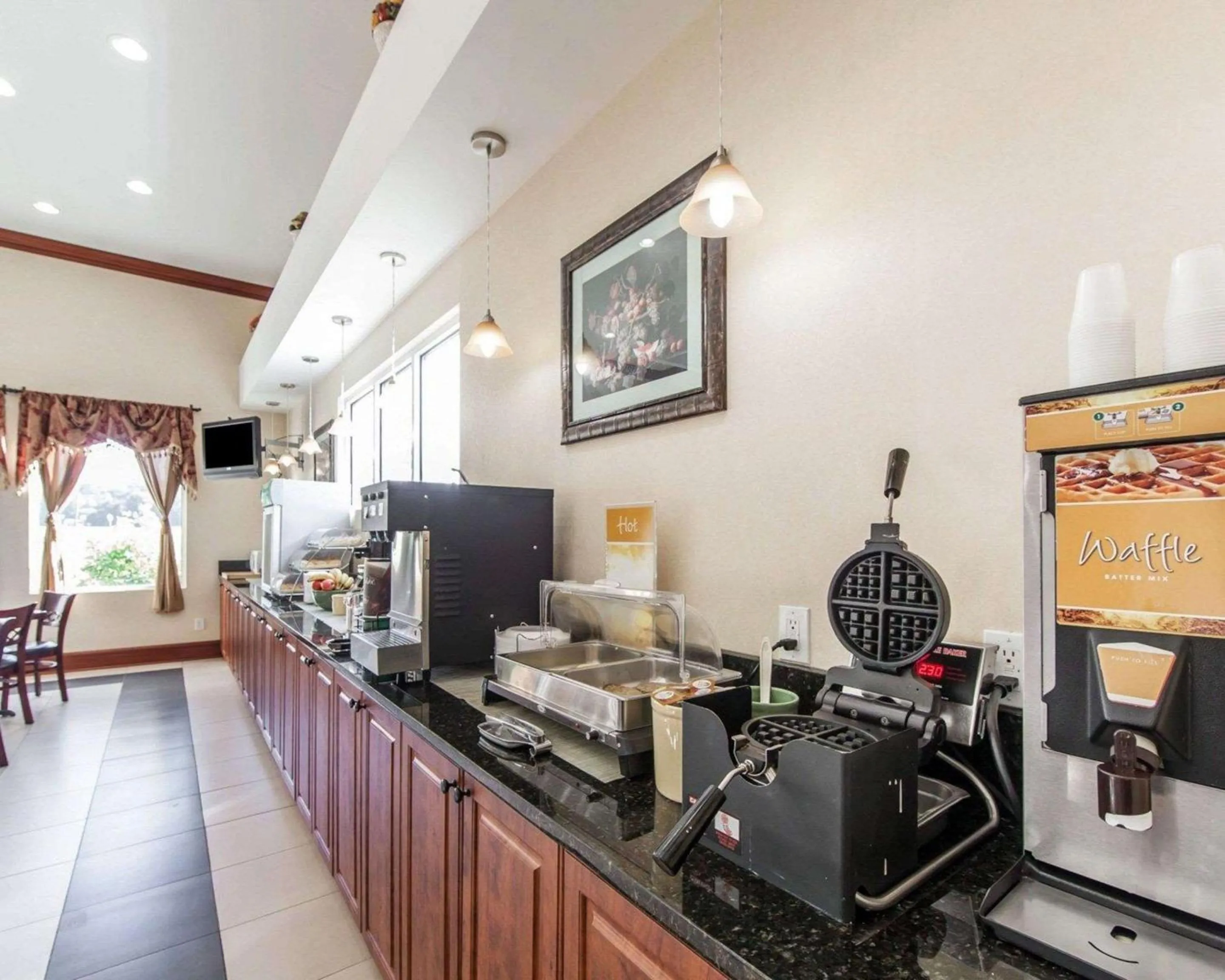 Restaurant/places to eat in Quality Inn & Suites Cartersville North