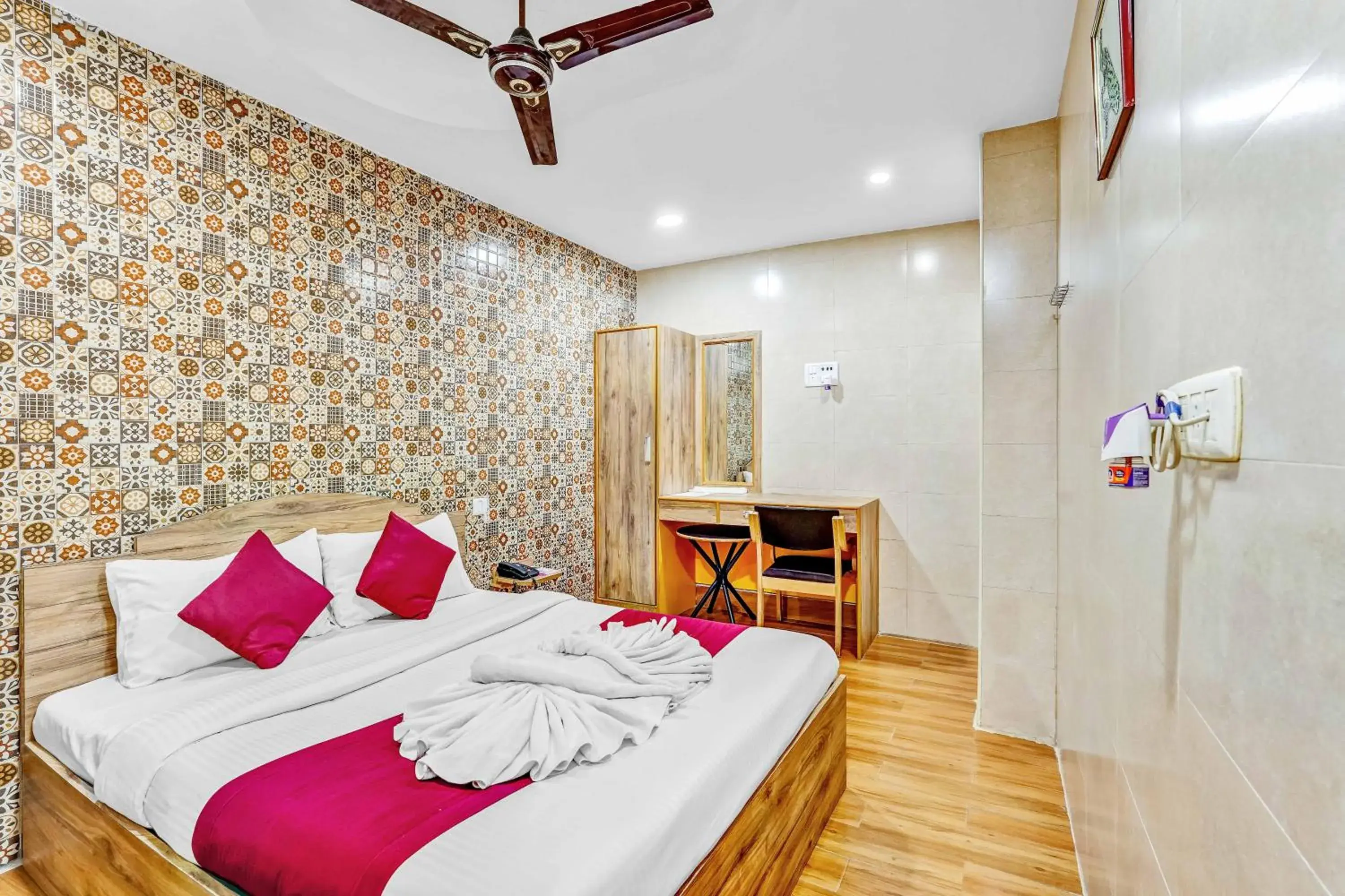 One-Bedroom Apartment in Season 4 Residences - Teynampet Near Apollo Hospital ,Balaji Dental, US Consulate One-Bedroom Apartment in Season 4 Residences - Teynampet Near Apollo Hospital ,Balaji Dental, US Consulate