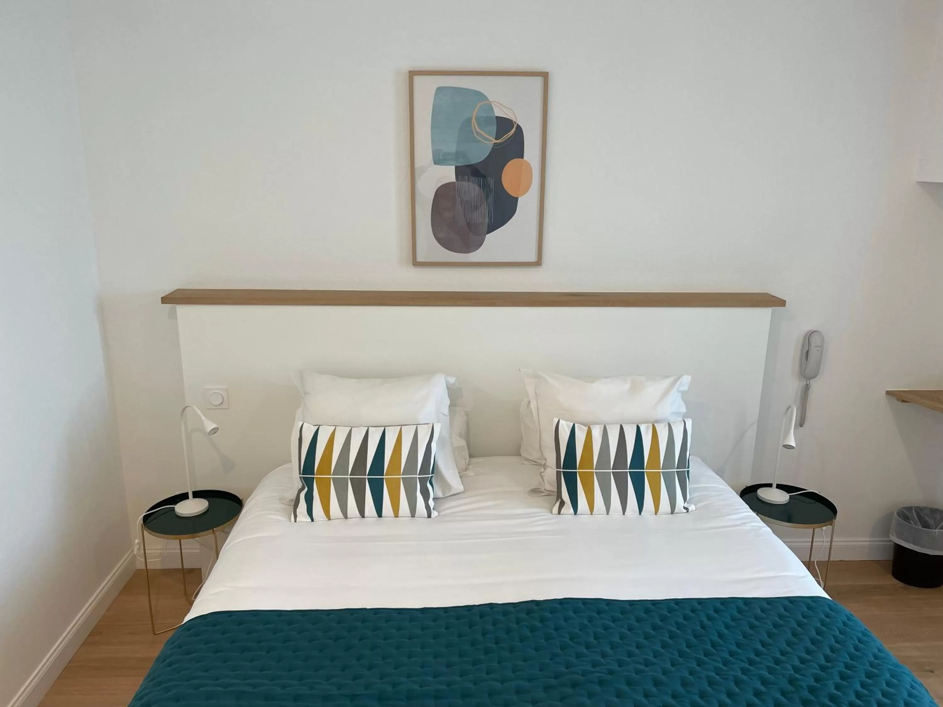 Bed in Hôtel Porte Mars - Reims Gare Centre Arena