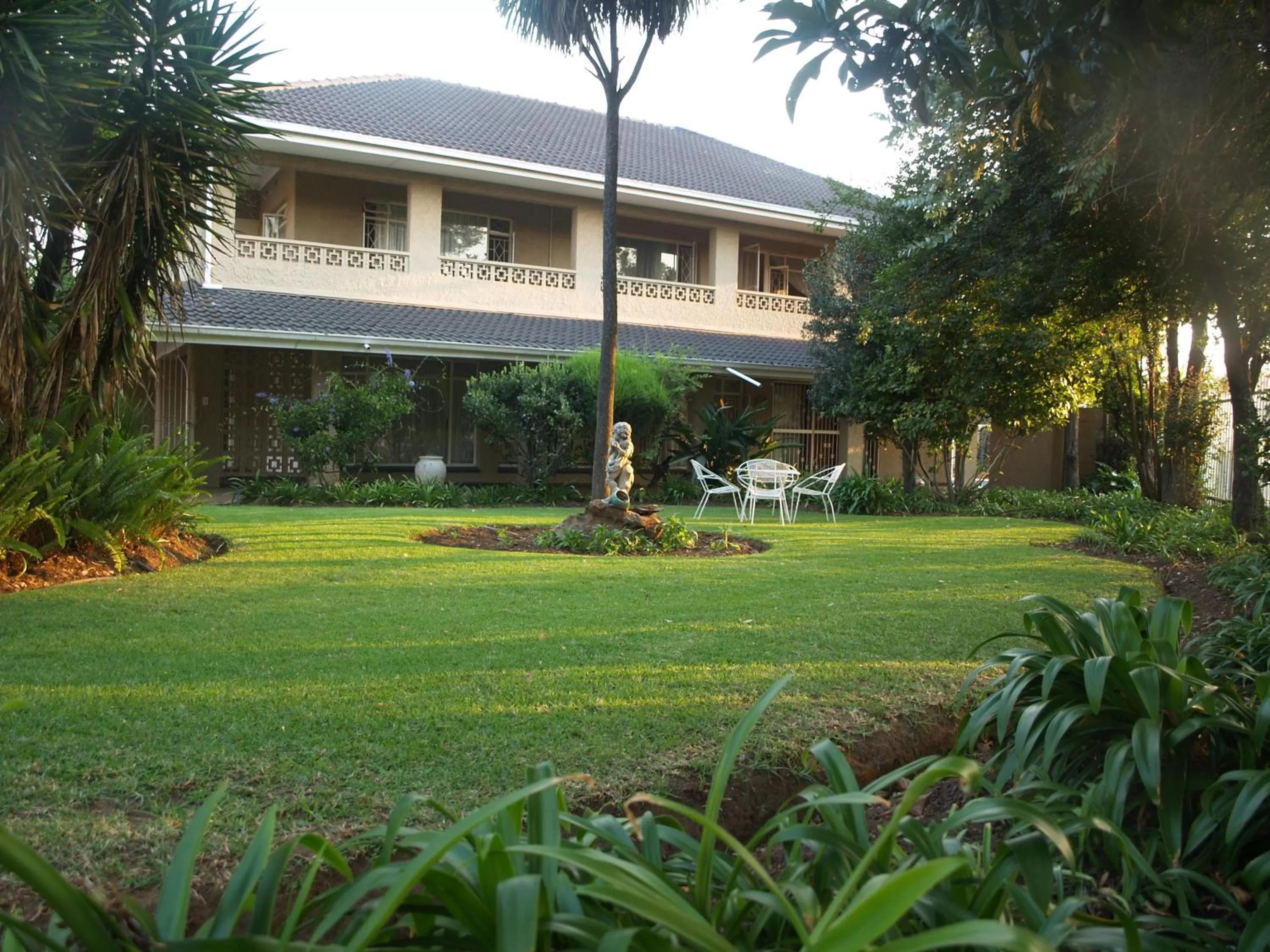 Garden, Property Building in Moye Guest House