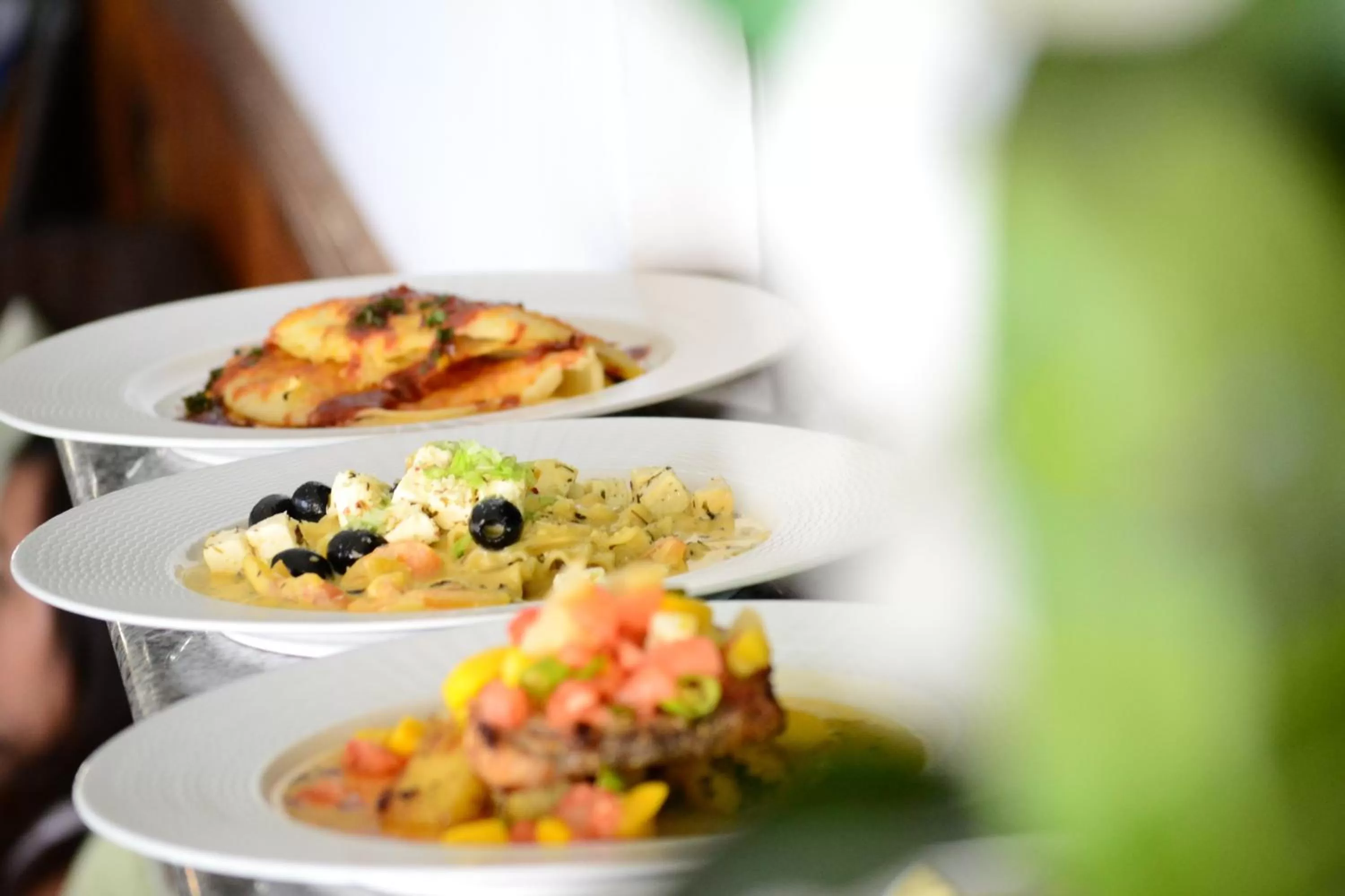 Food and drinks in Eden Resort