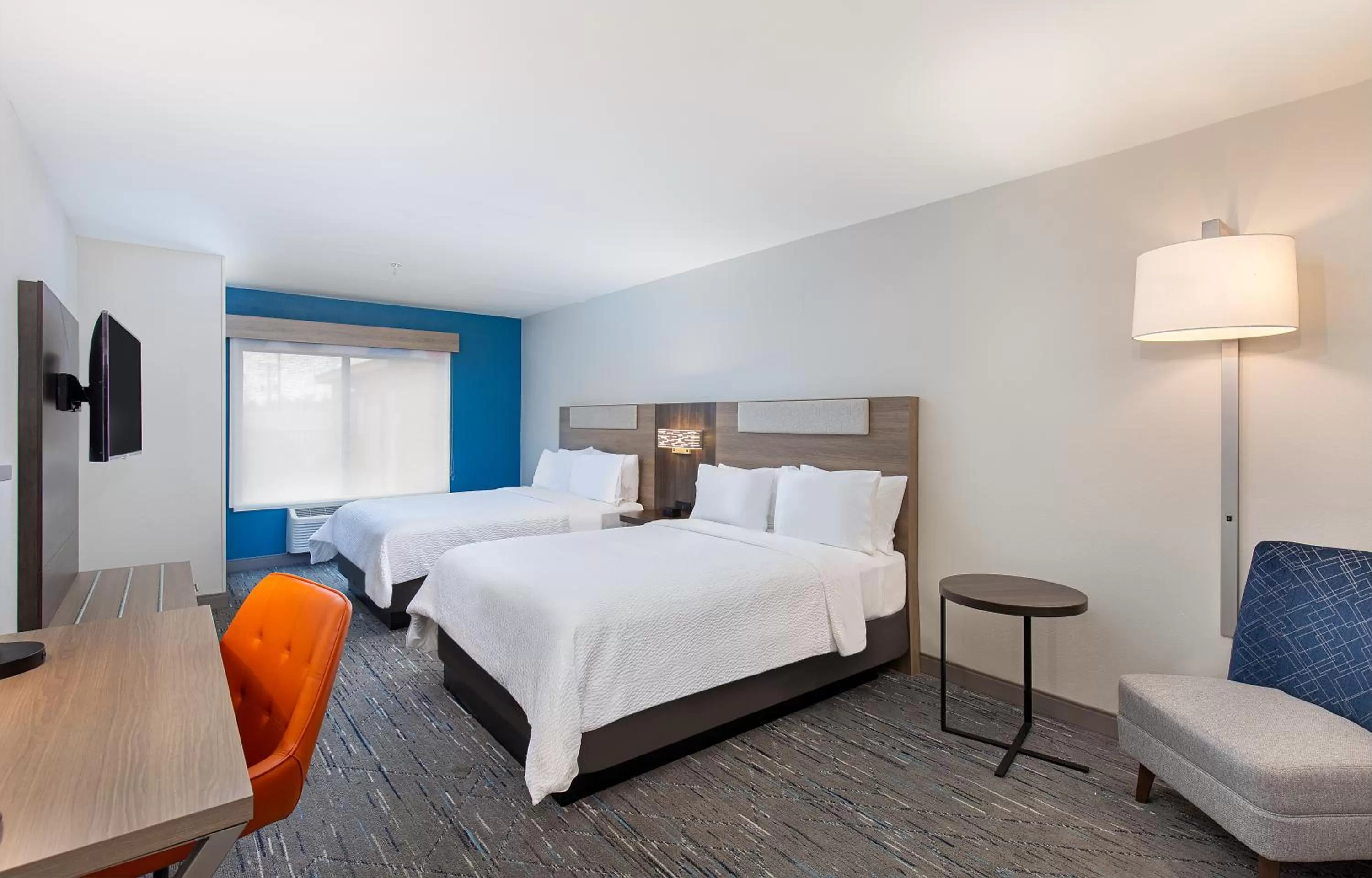 Photo of the whole room, Bed in Holiday Inn Express Savannah South I-95 Richmond Hill by IHG