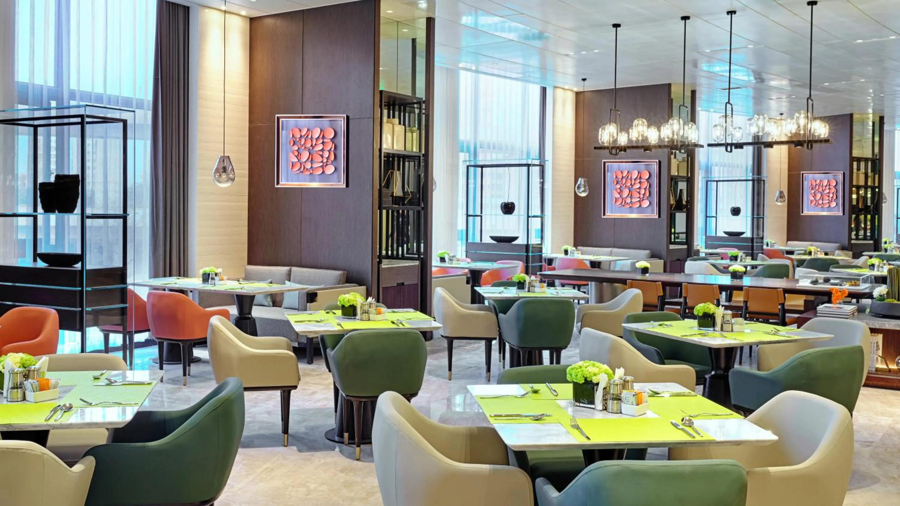 Restaurant/places to eat in Hampton by Hilton Shenzhen North Station