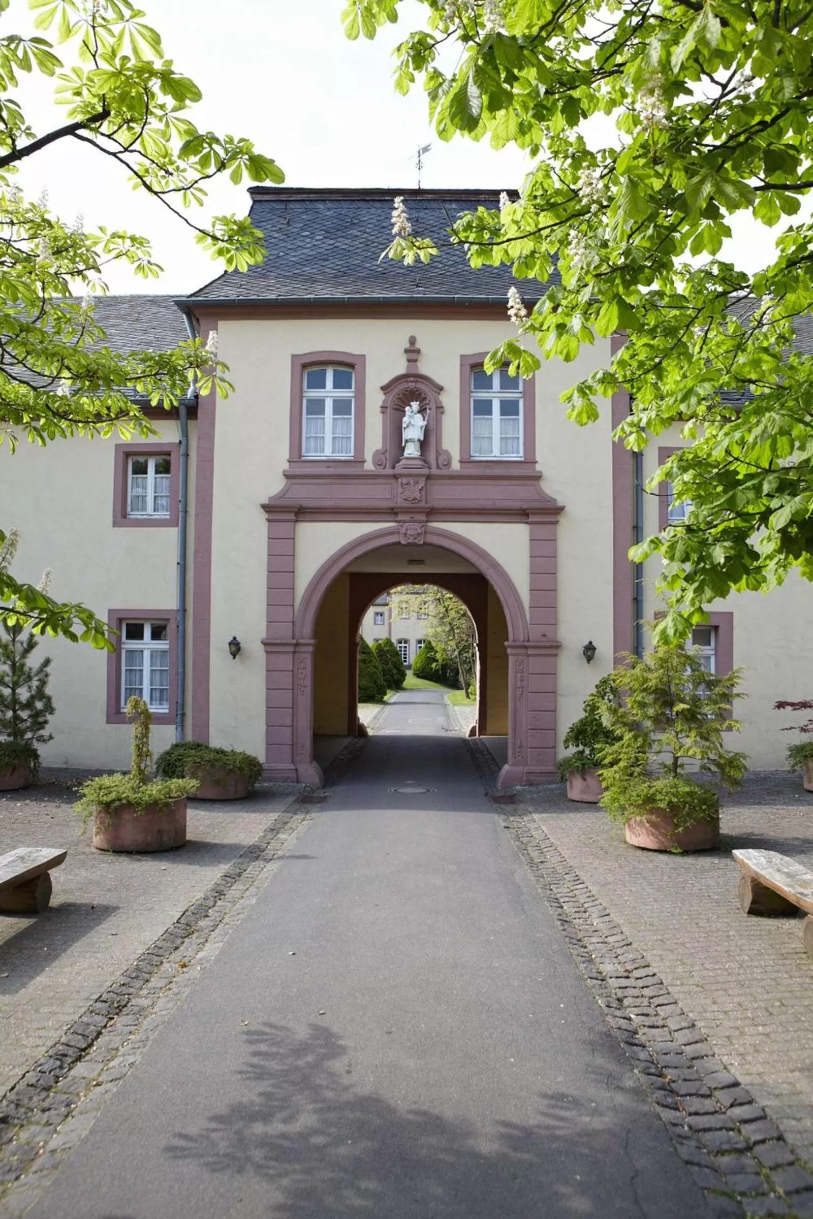 Property Building in Kloster Steinfeld Gästehaus