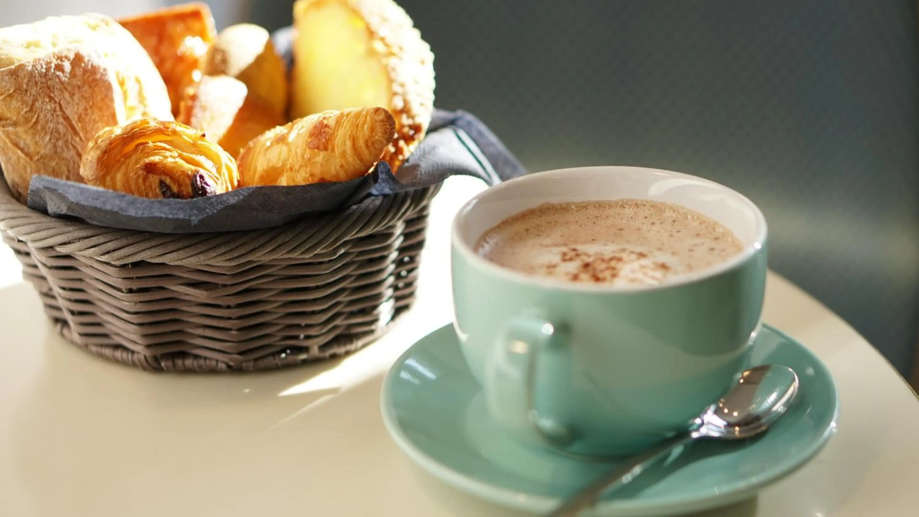 Breakfast in Hôtel le XIX