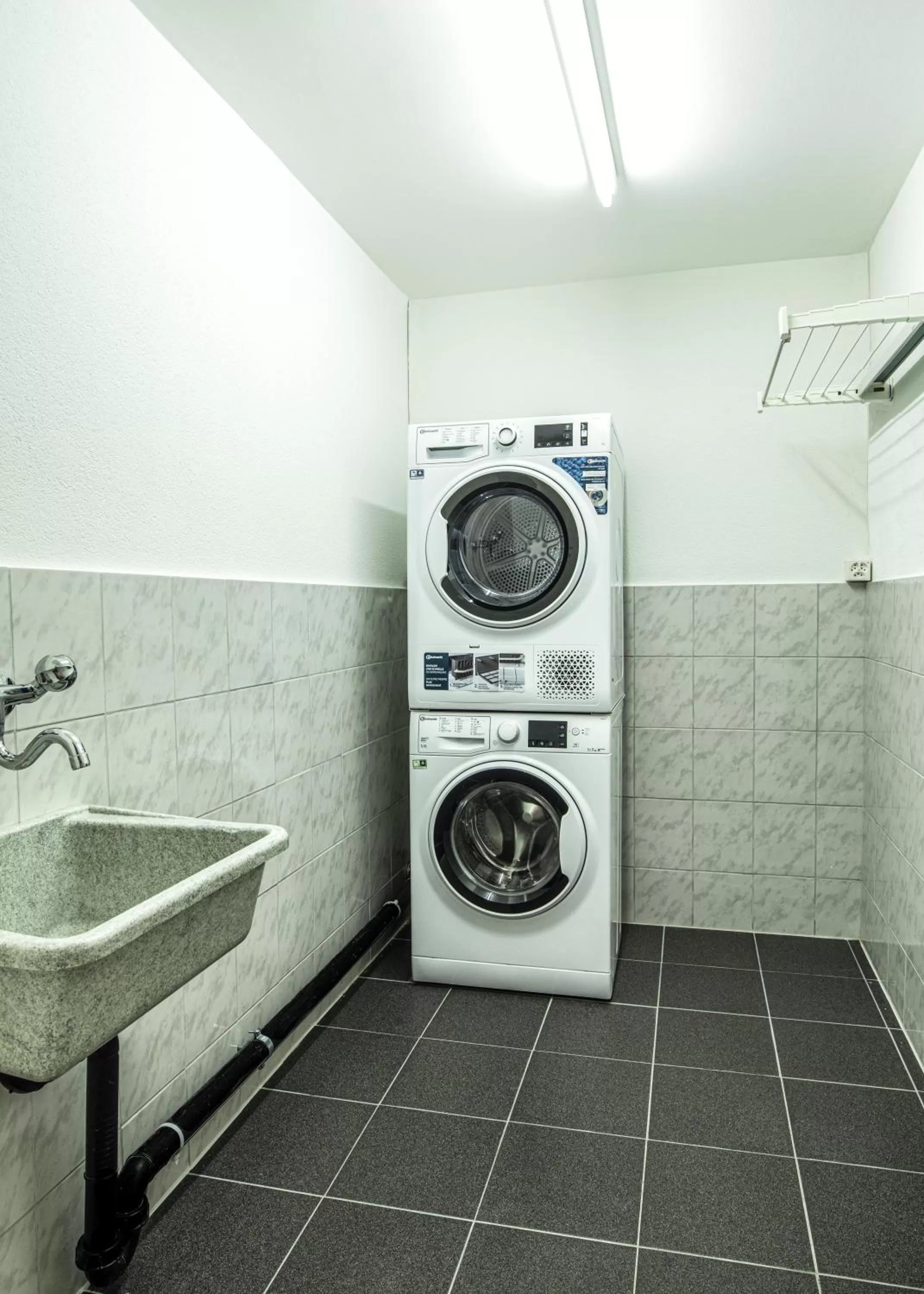 Area and facilities in Apart Hotel Amadeo