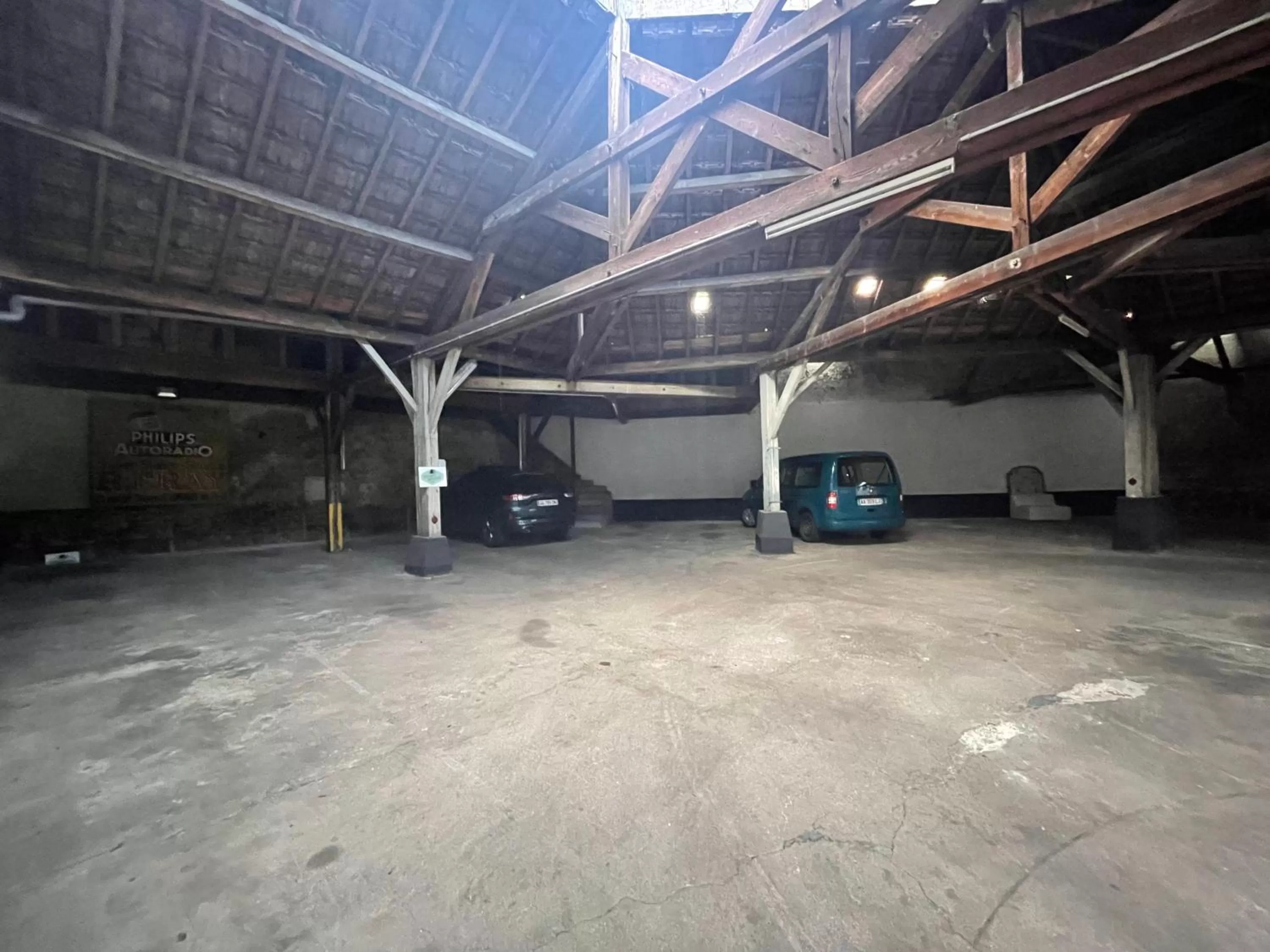 Parking in Dupain & Dubeurre Appart'Hôtel - Parking