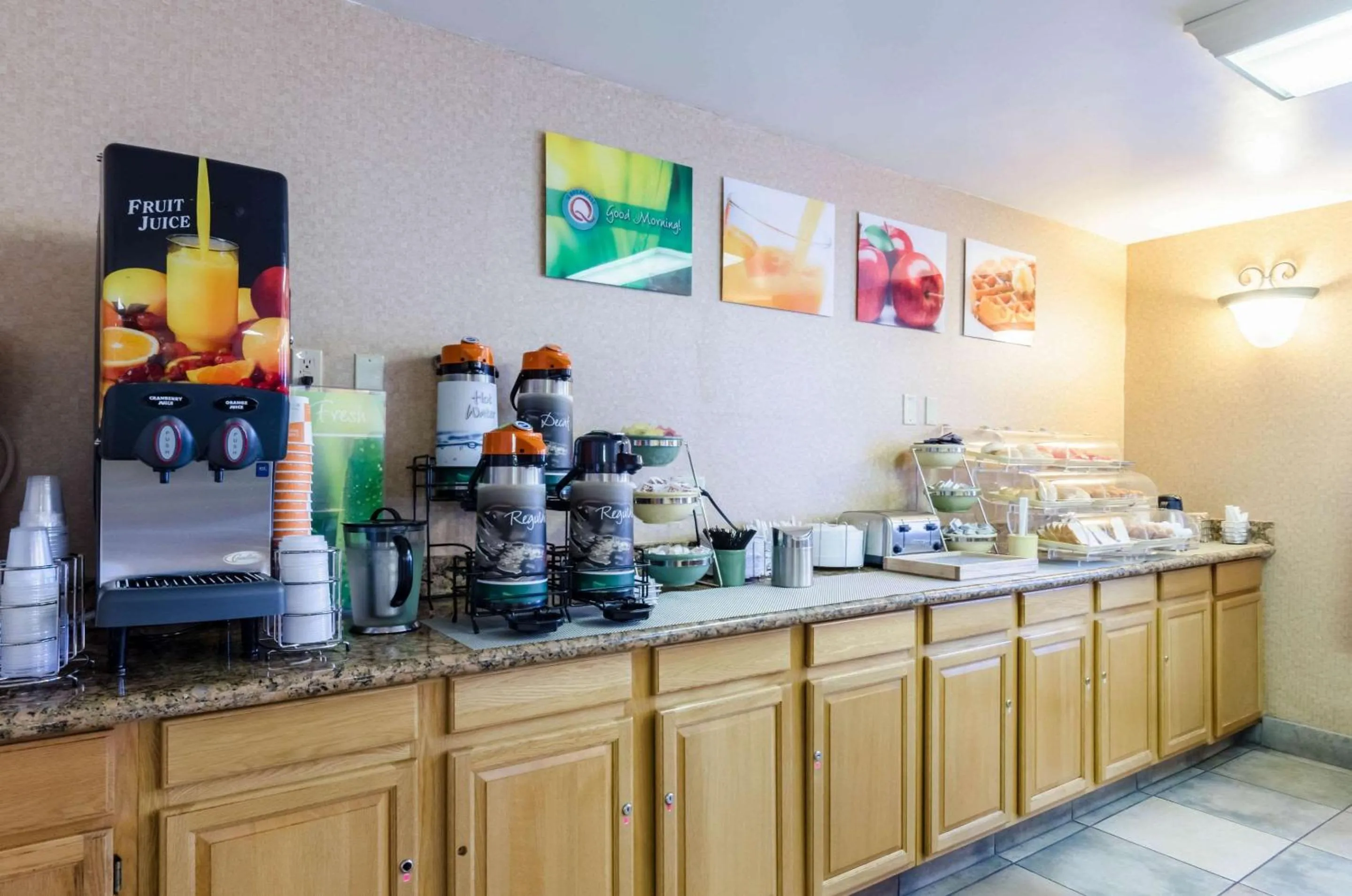 Restaurant/places to eat in Quality Inn Chicopee-Springfield