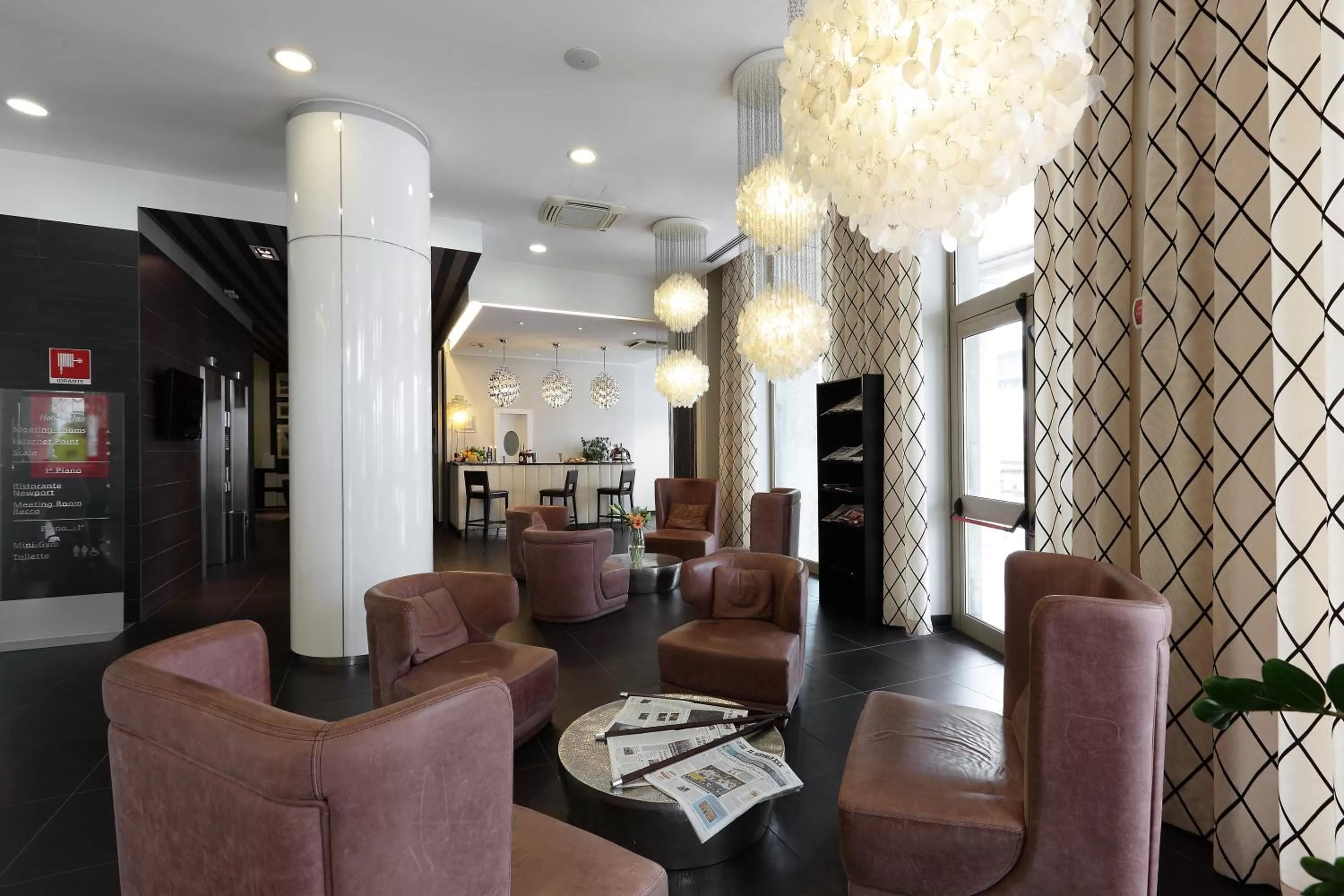 Lobby or reception in Holiday Inn Genoa City by IHG