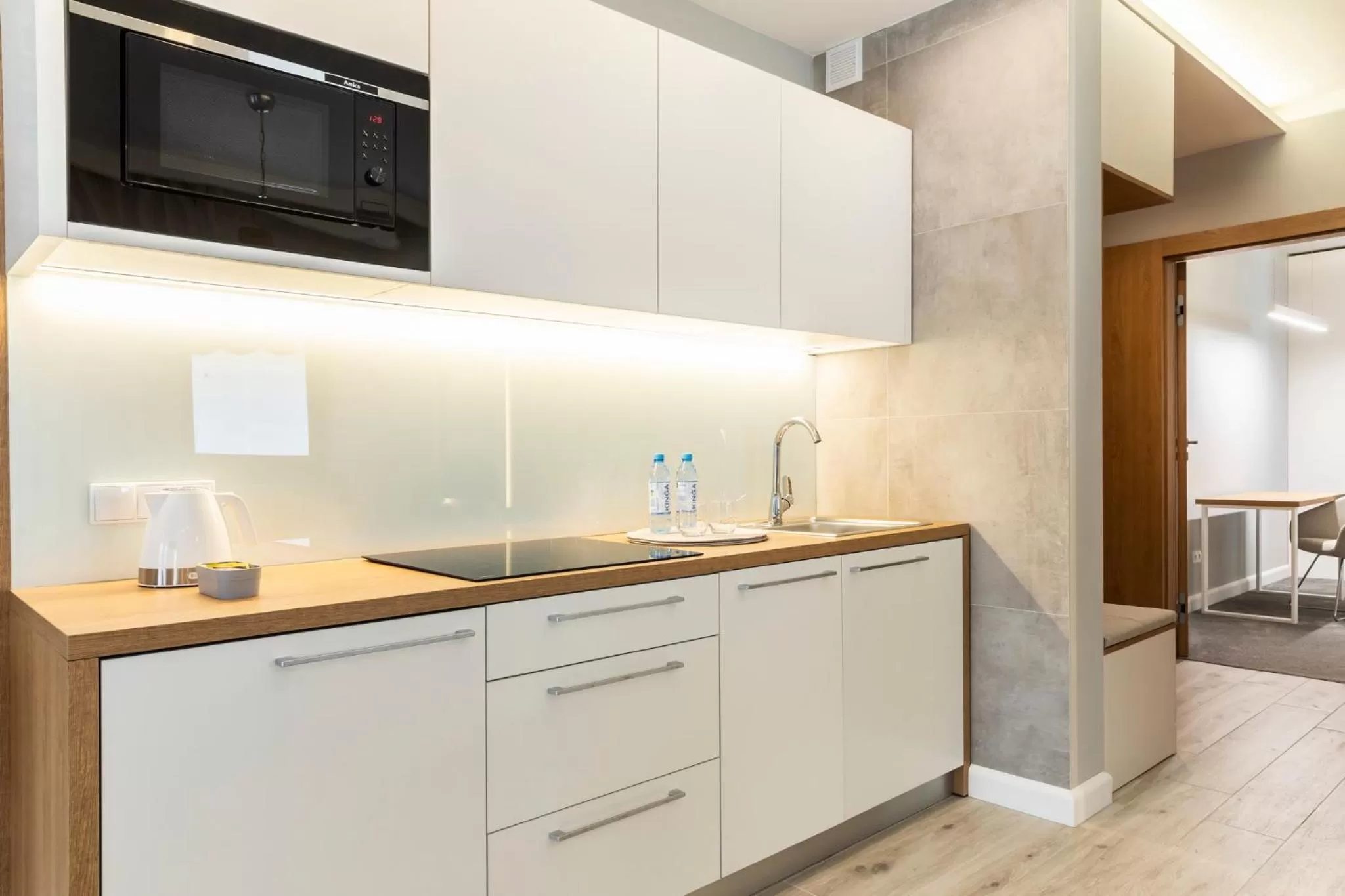 Kitchen or kitchenette in Royal Hill Residence