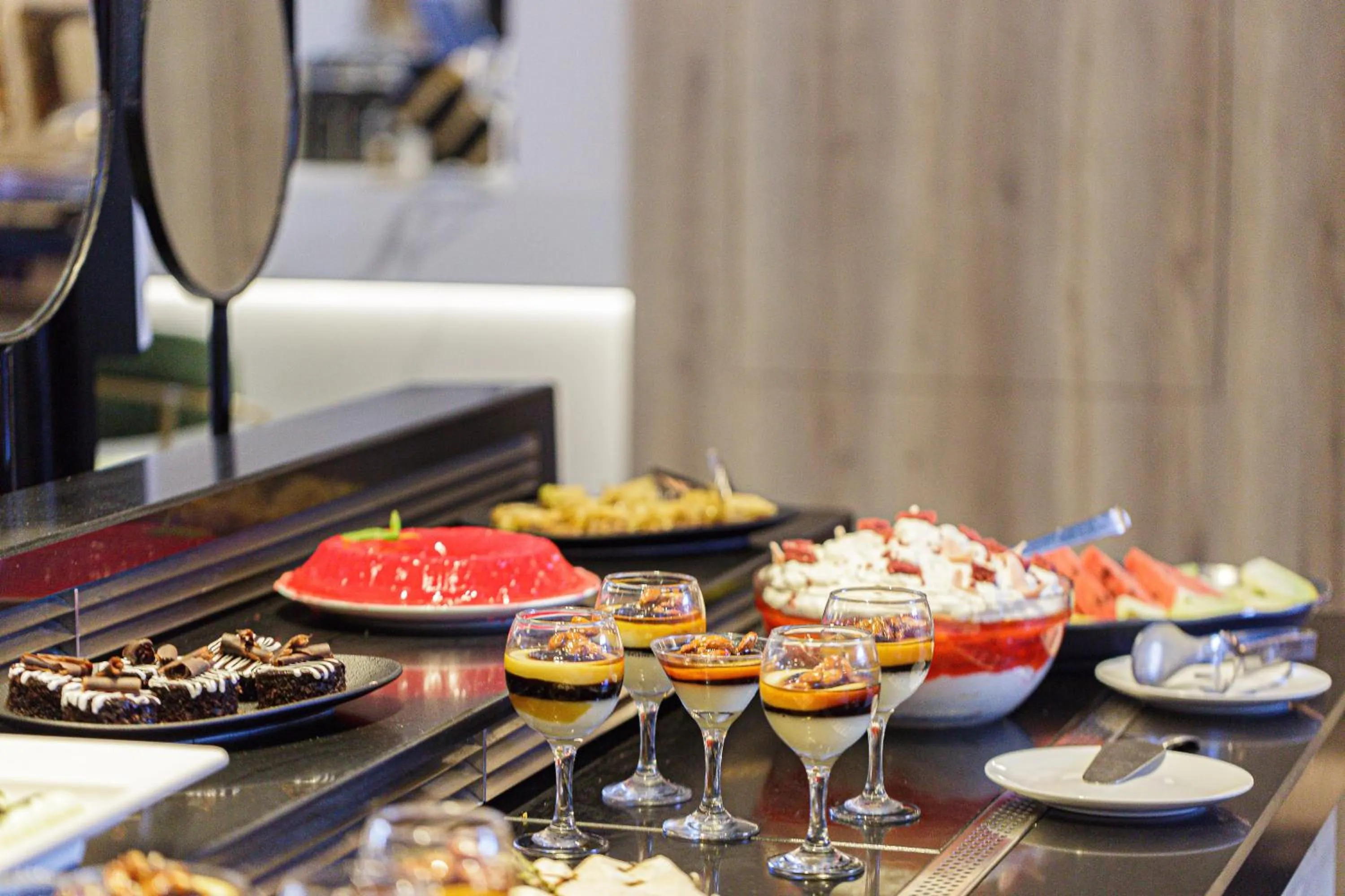 Restaurant/places to eat in Jo An Palace