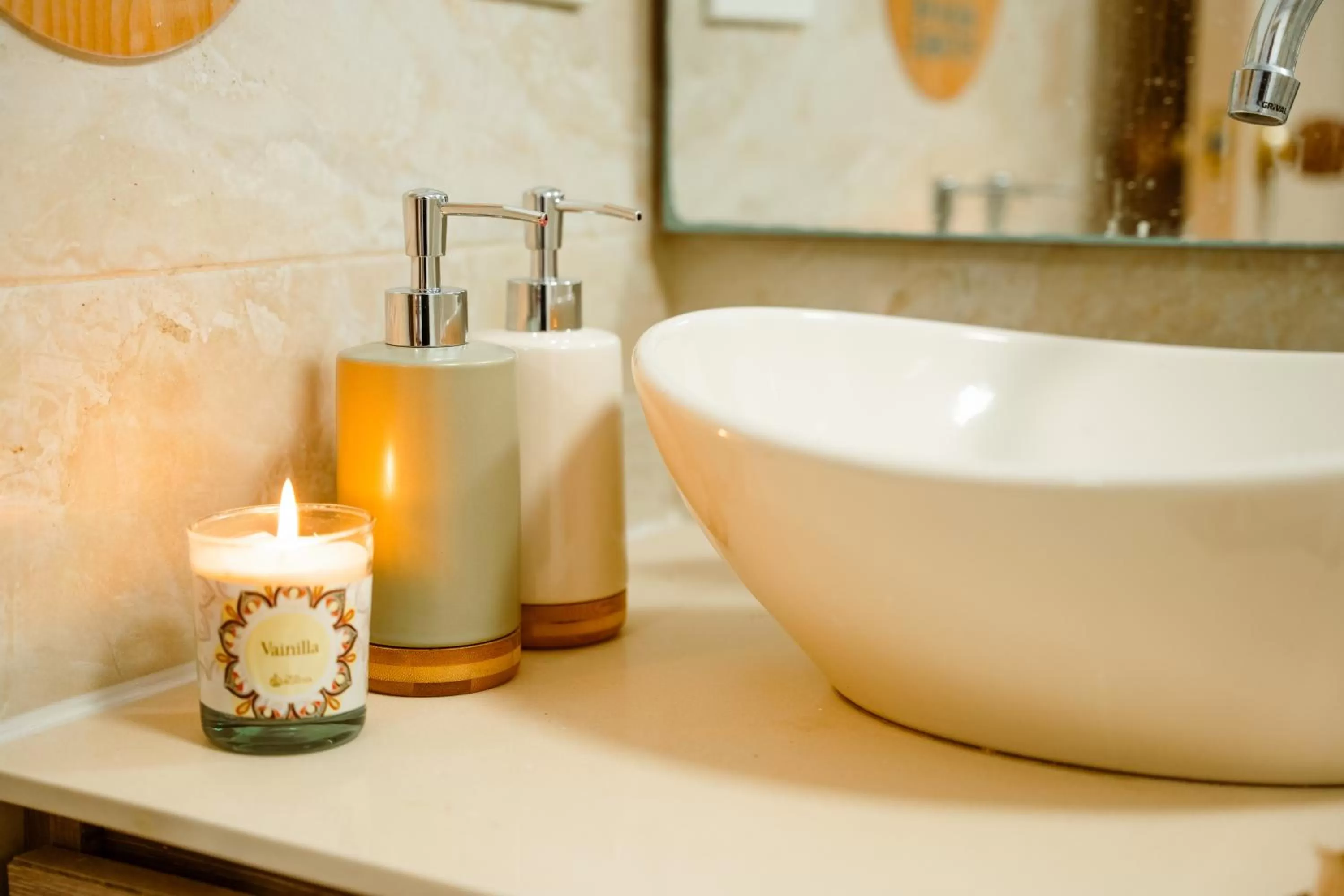 Shower in Hotel Isla Bonita