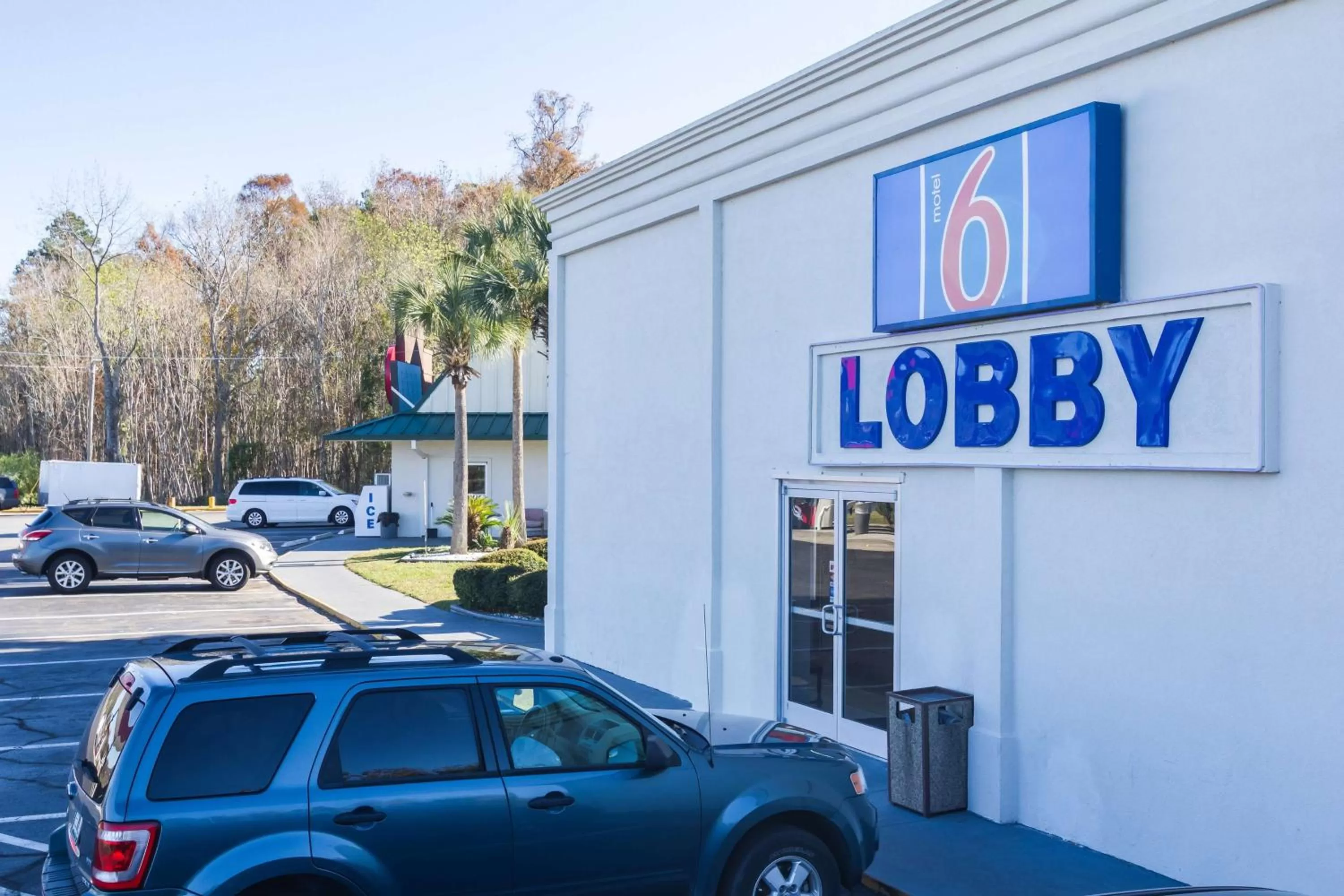 Property building in Motel 6-Townsend, GA