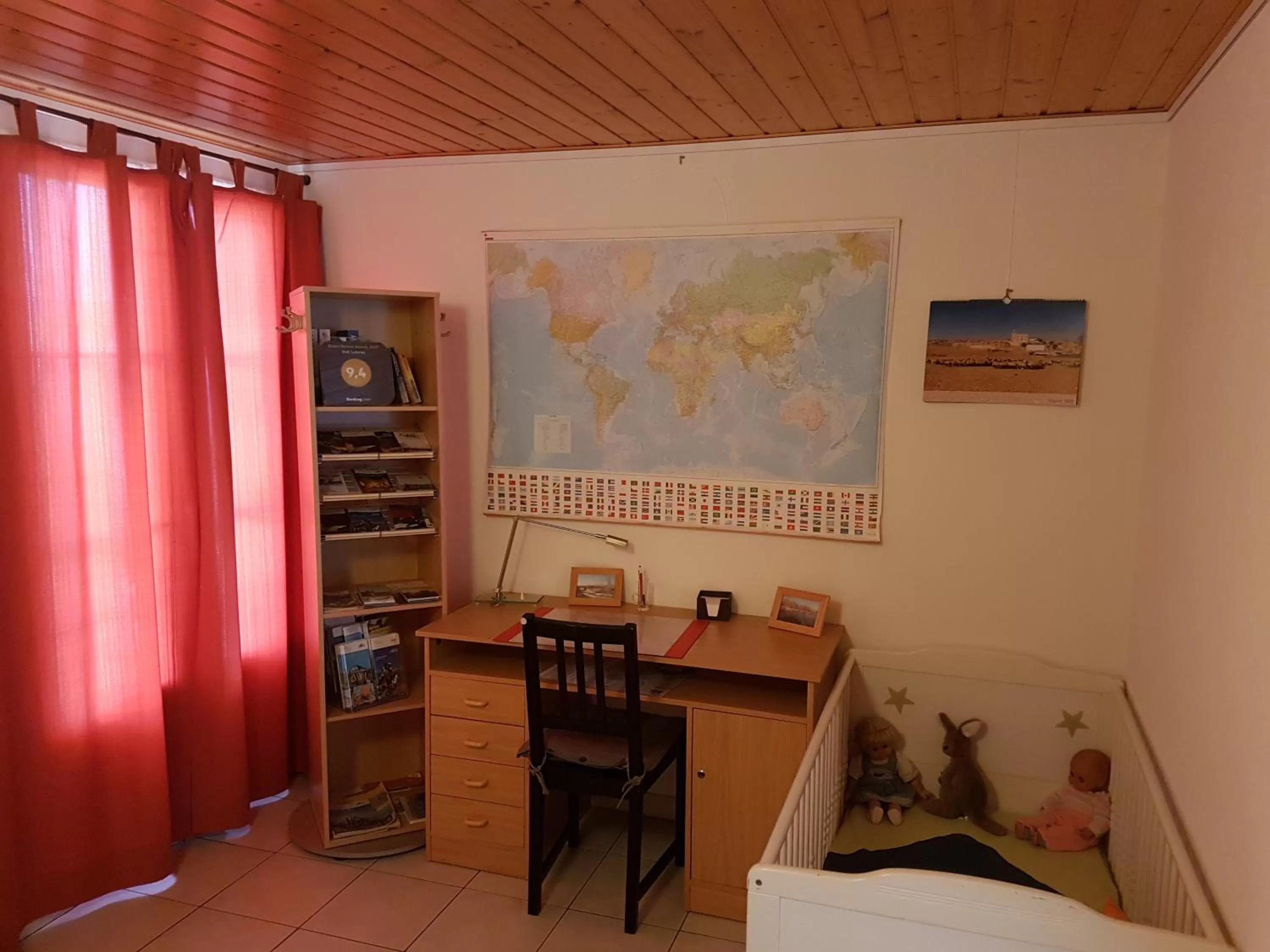 Bed in BNB Tuileries