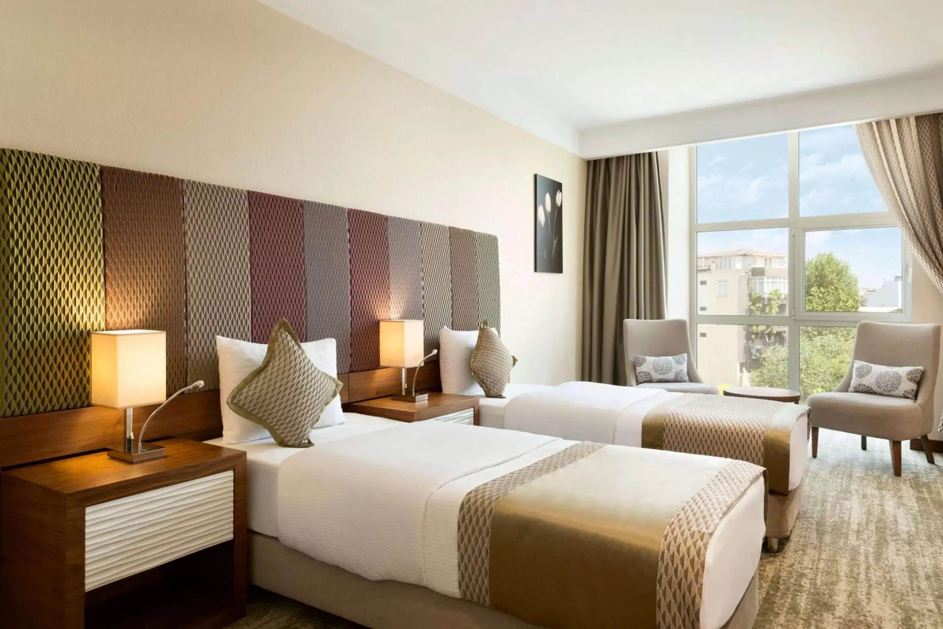 Twin Room - Smoking in Ramada by Wyndham Gemli̇k Twin Room - Smoking in Ramada by Wyndham Gemli̇k
