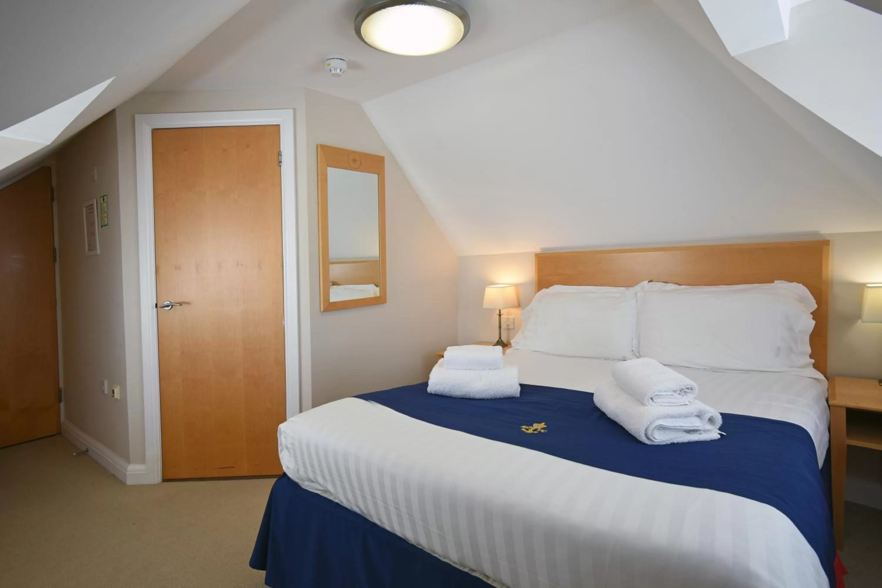 Bed in Royal Southern Yacht Club