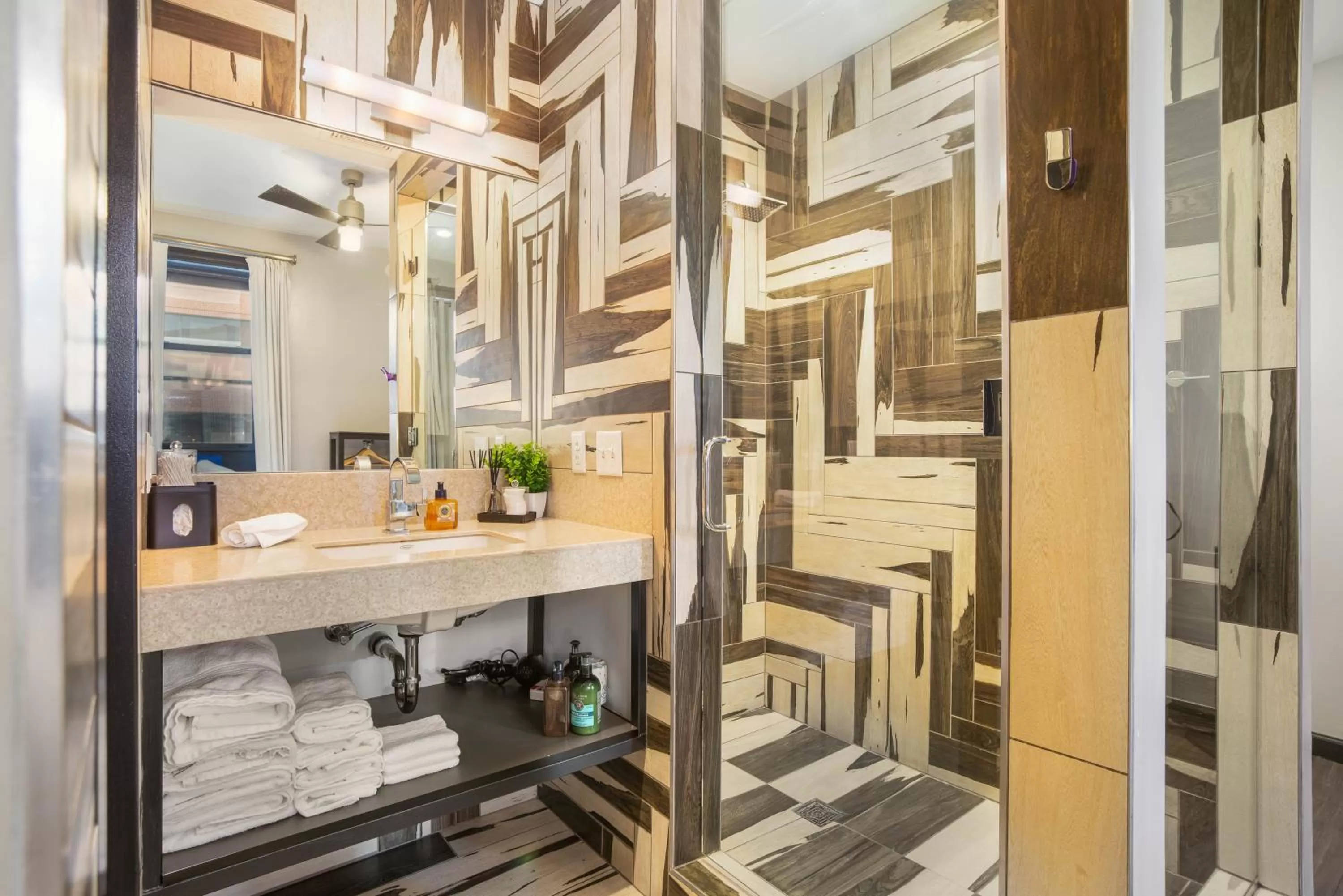 Bathroom in Good Hotels Downtown Denver