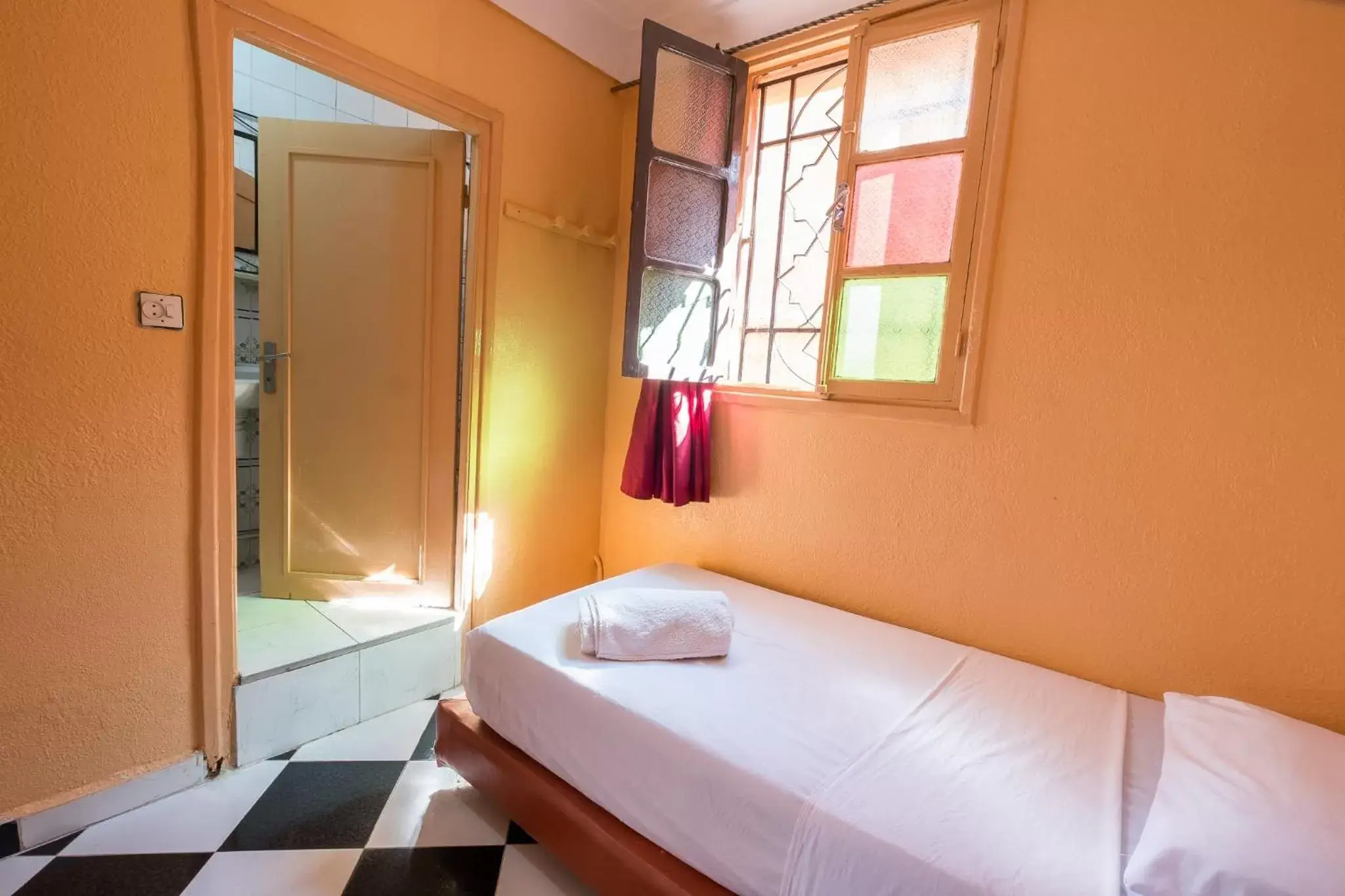 Twin Room with Bathroom in Hotel Central Palace Twin Room with Bathroom in Hotel Central Palace