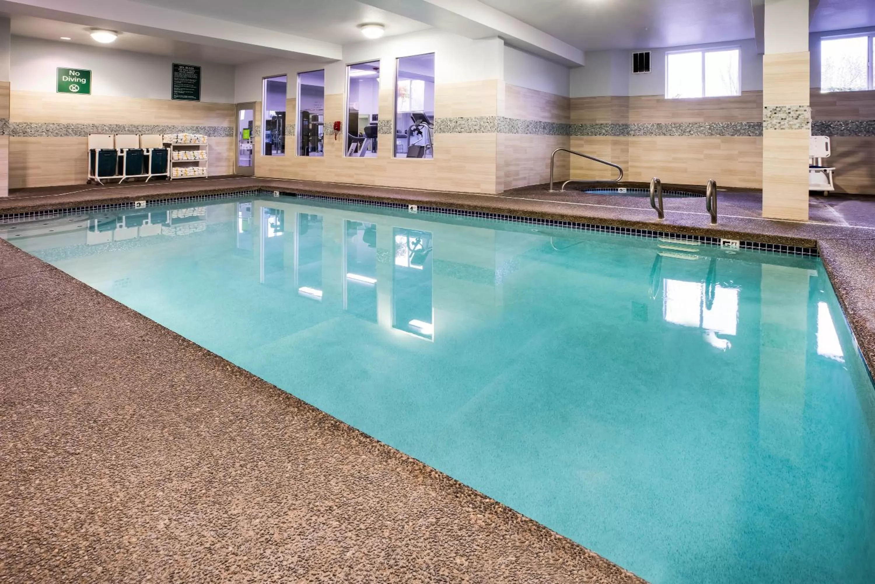 Swimming pool in La Quinta by Wyndham Portland Airport
