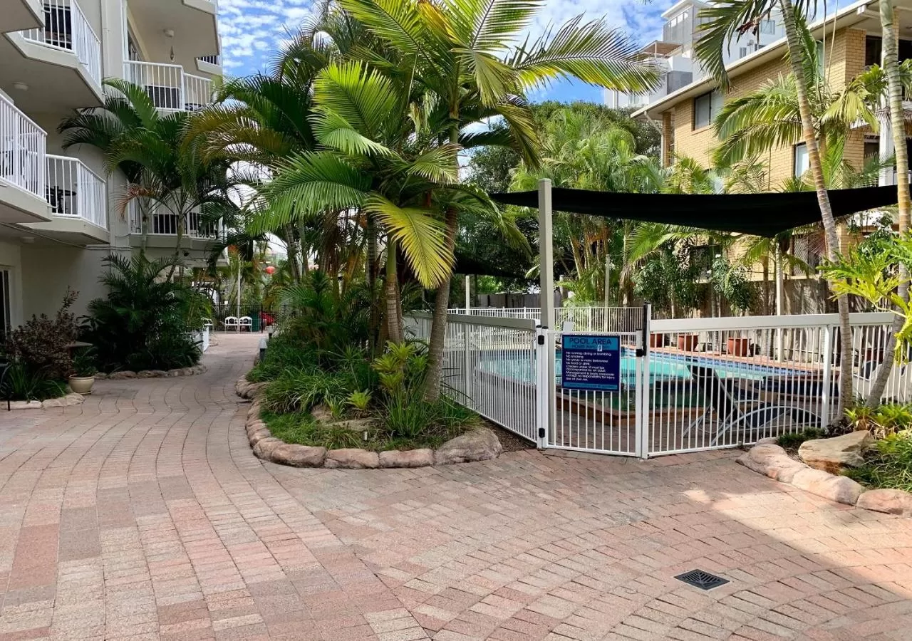 Property building in Outrigger Burleigh