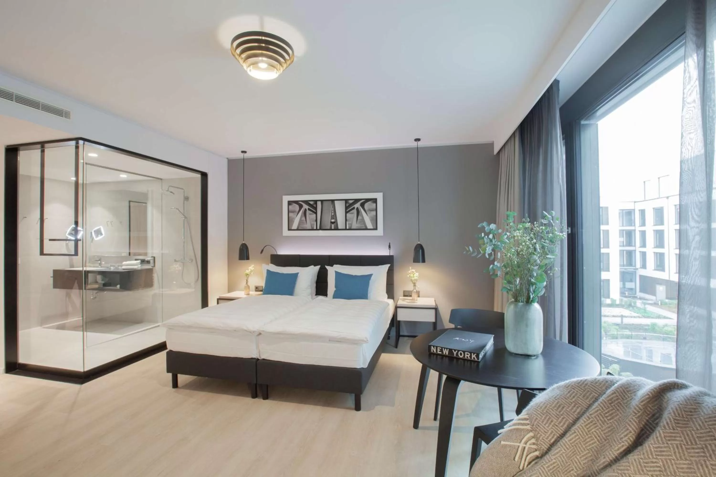 Photo of the whole room, Bed in Radisson Blu Hotel, Mannheim