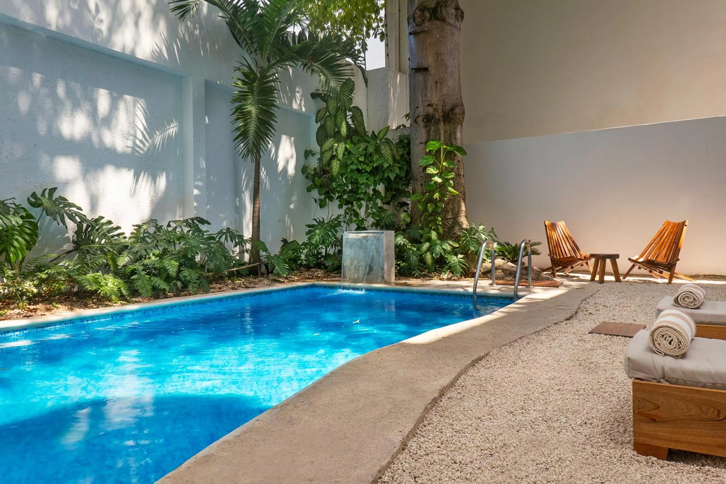 Pool view in Casa Rodina