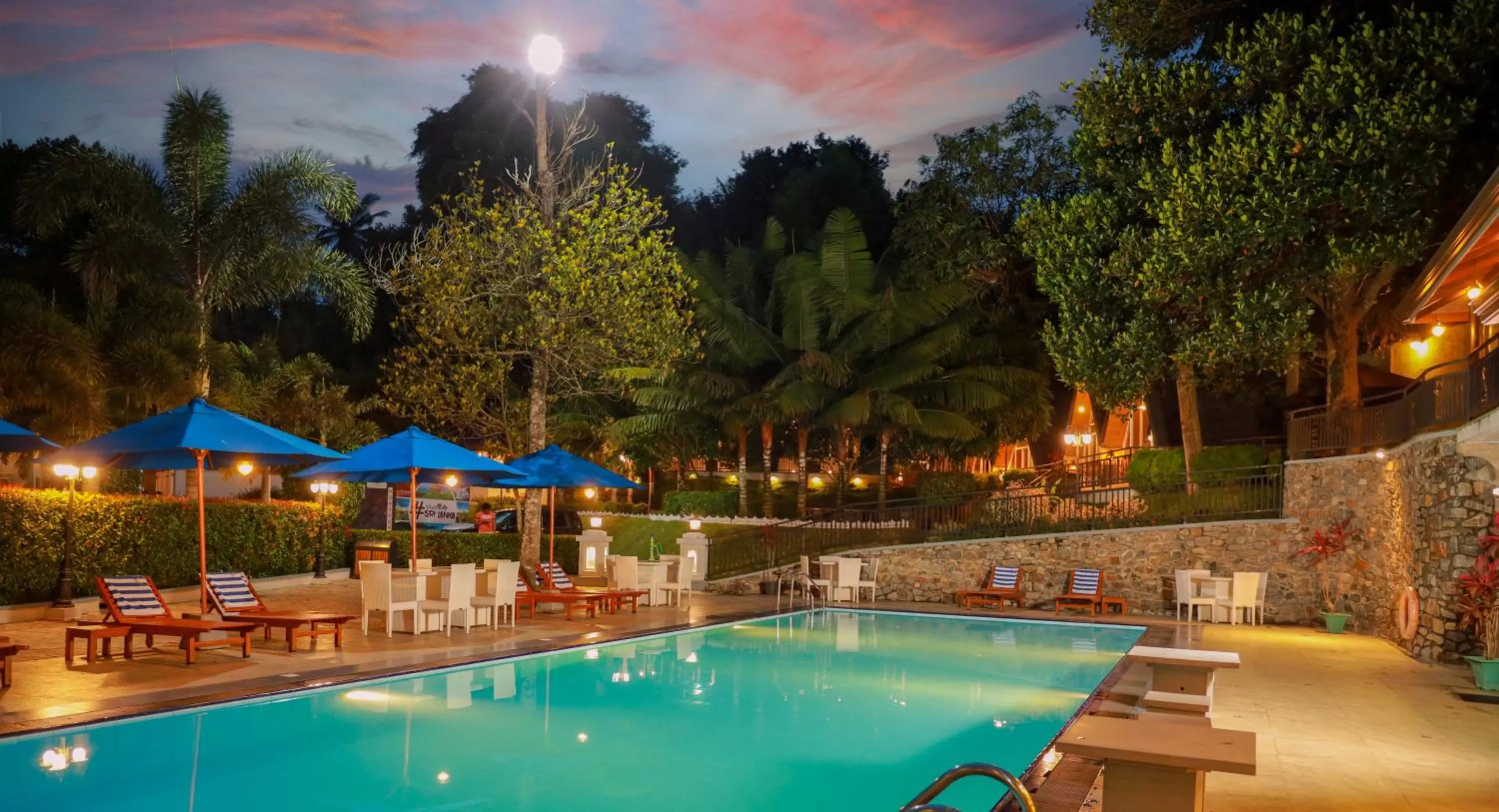 Restaurant/places to eat in Royal Classic Resort