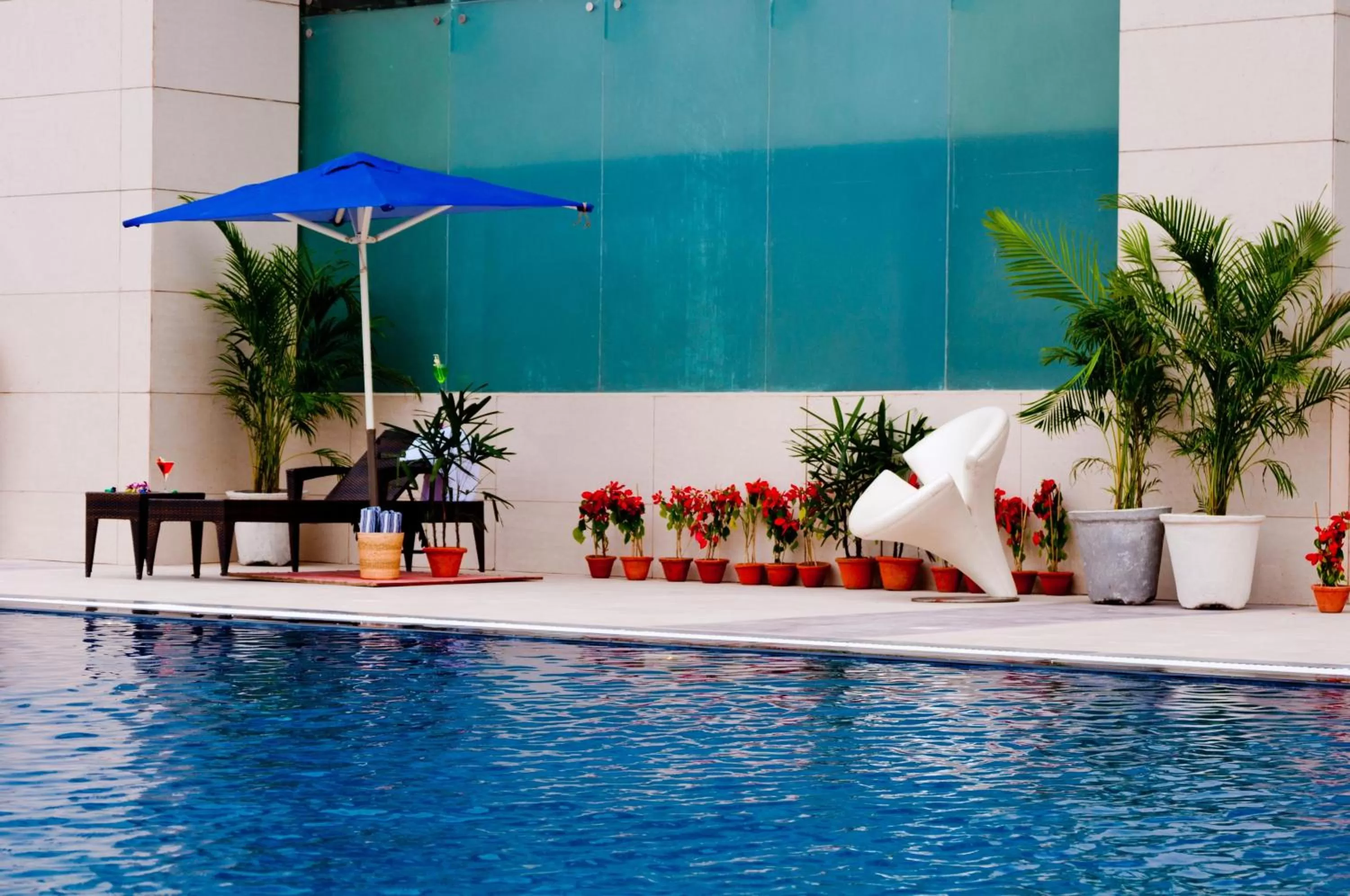 Swimming pool in Ramada Jamshedpur Bistupur