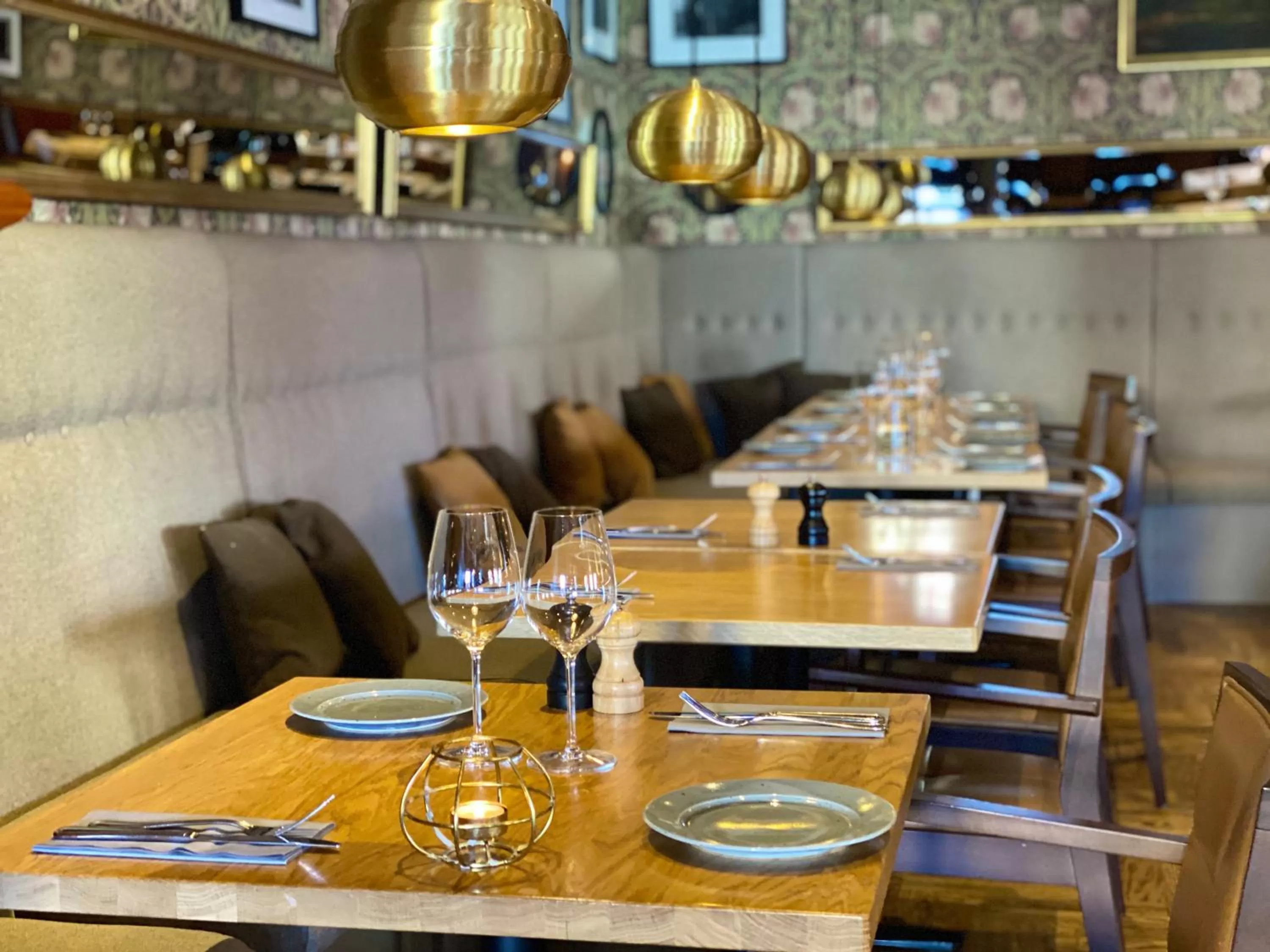 Restaurant/places to eat in Best Western Strand Hotel