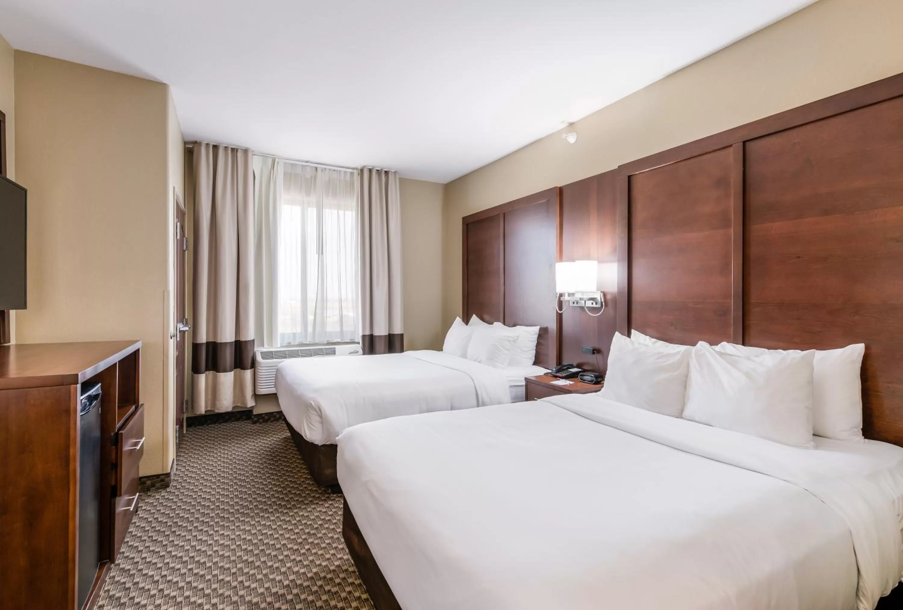 Bed in Comfort Suites Fort Stockton