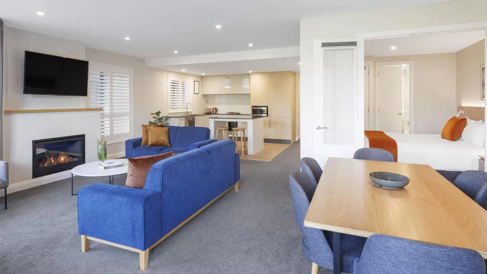 TV and multimedia in Oaks Queenstown Shores Resort