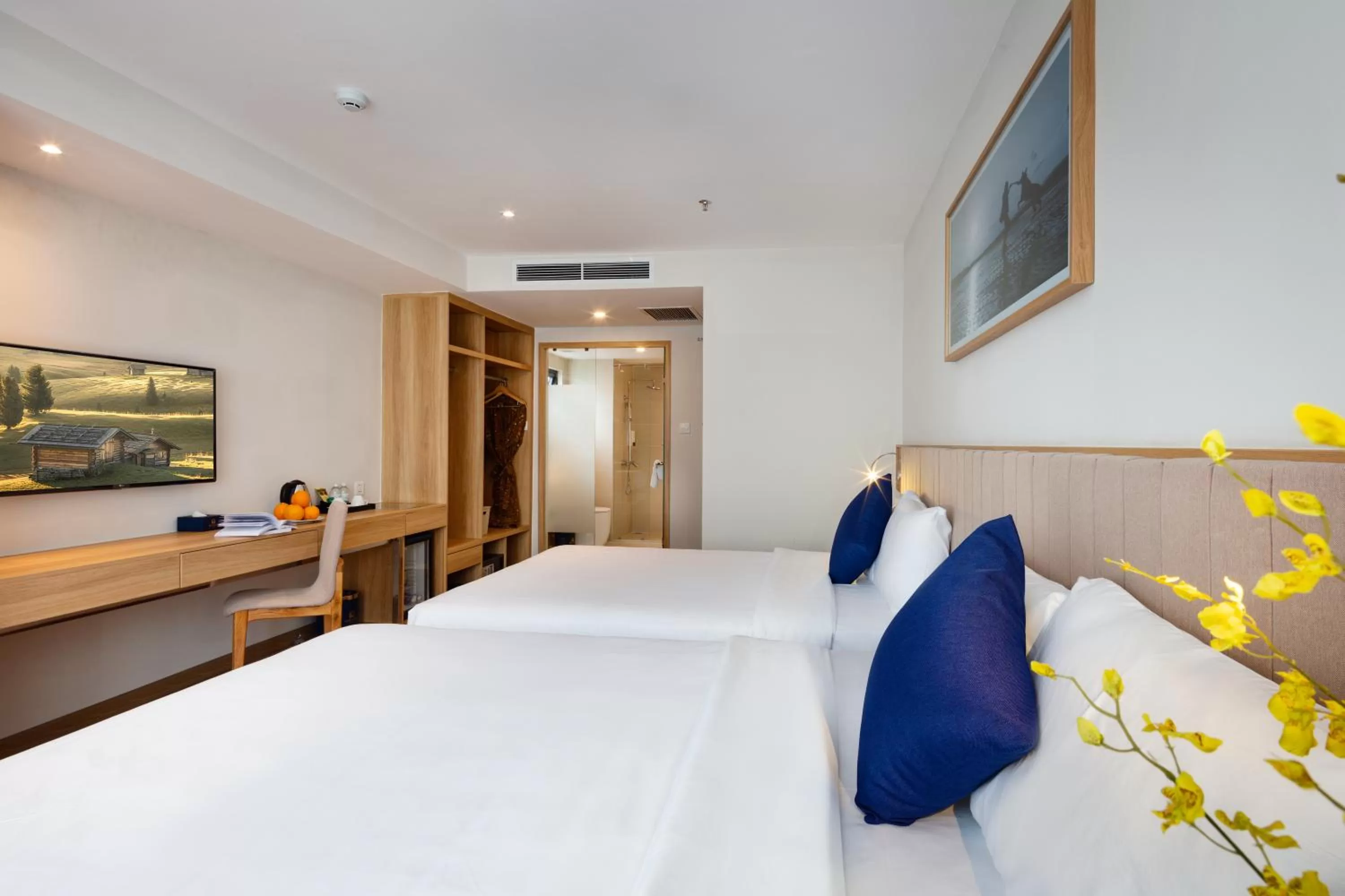 Bed in VENTANA NHA TRANG HOTEL