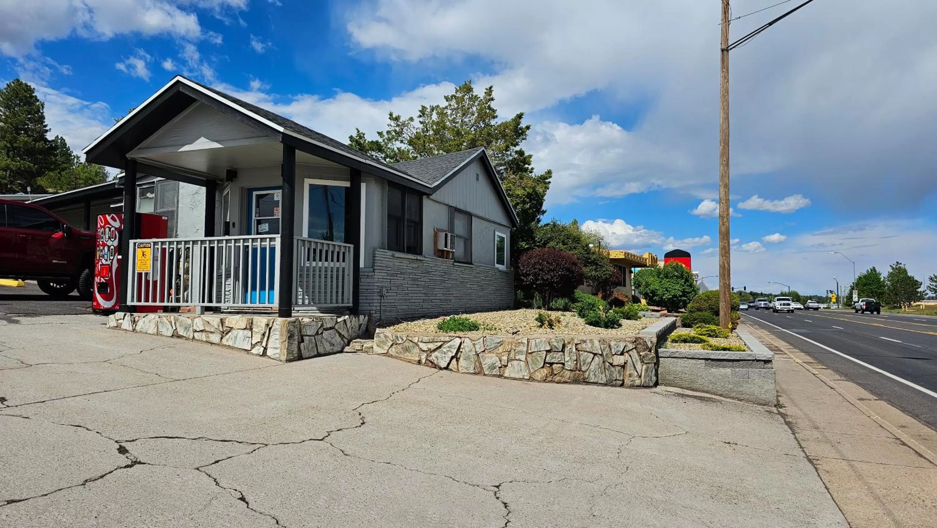Property building in Travelers Inn