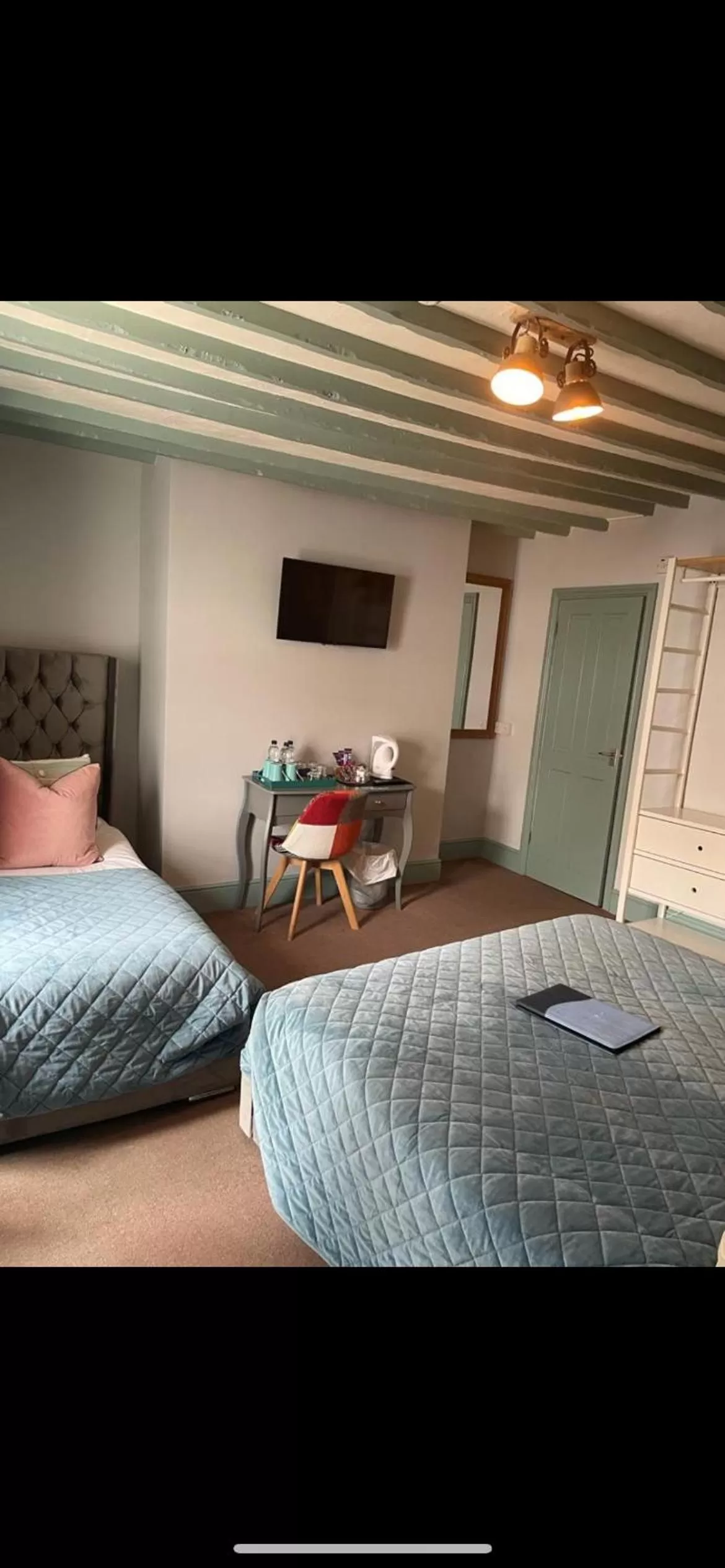 Bed in Molesworth Arms