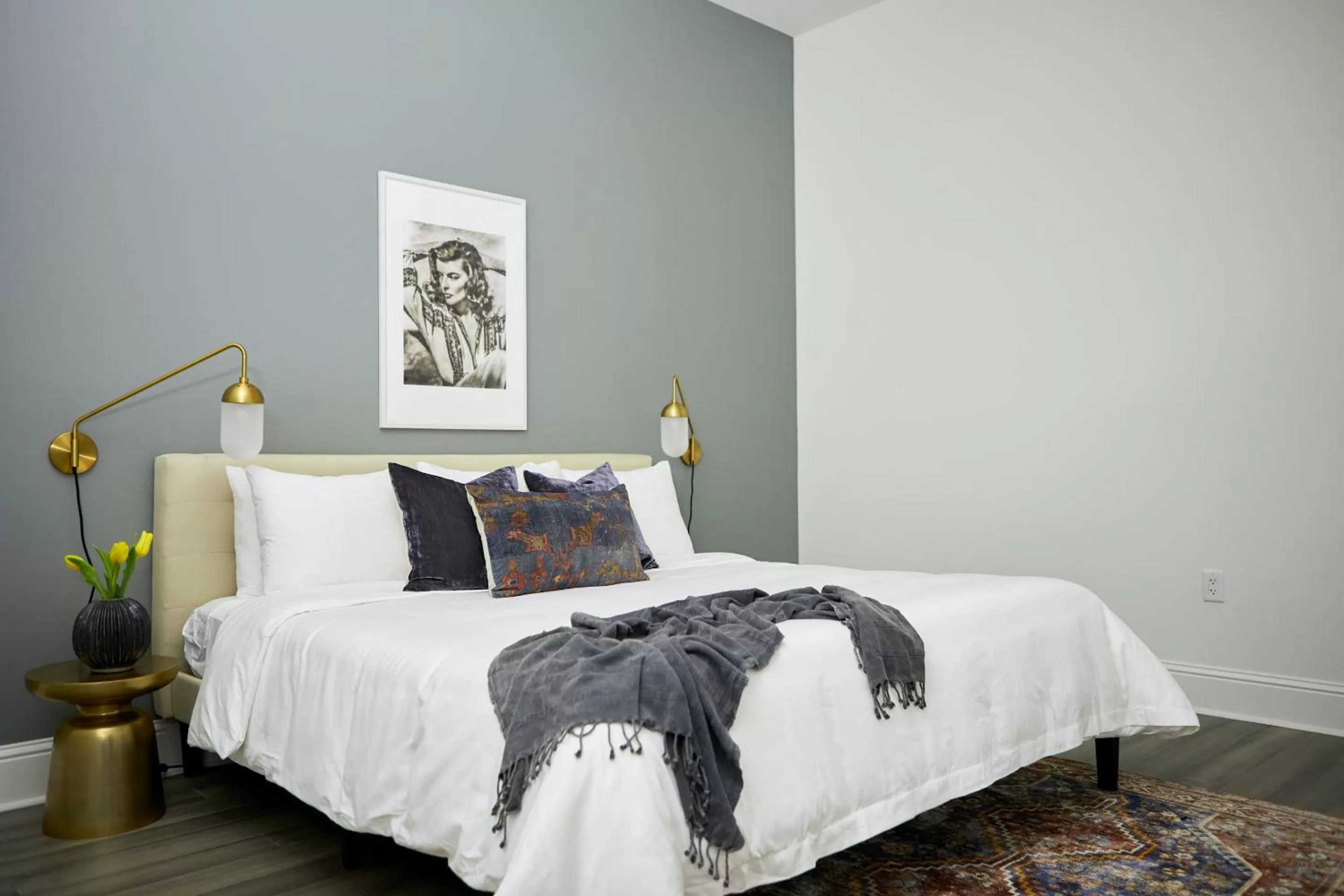 Living room, Bed in Sonder Lafayette Square