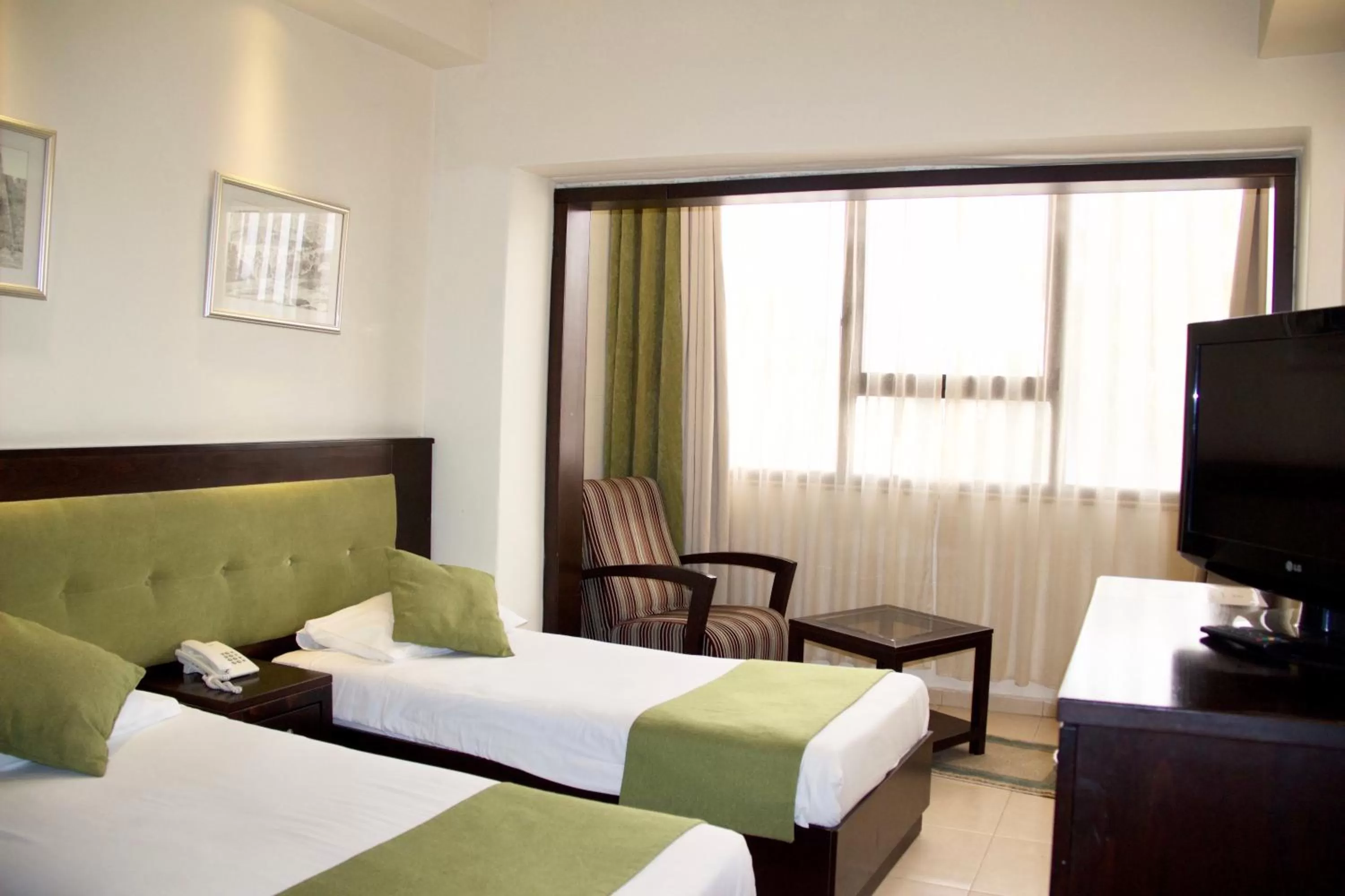 Bedroom, Bed in National Hotel - Jerusalem