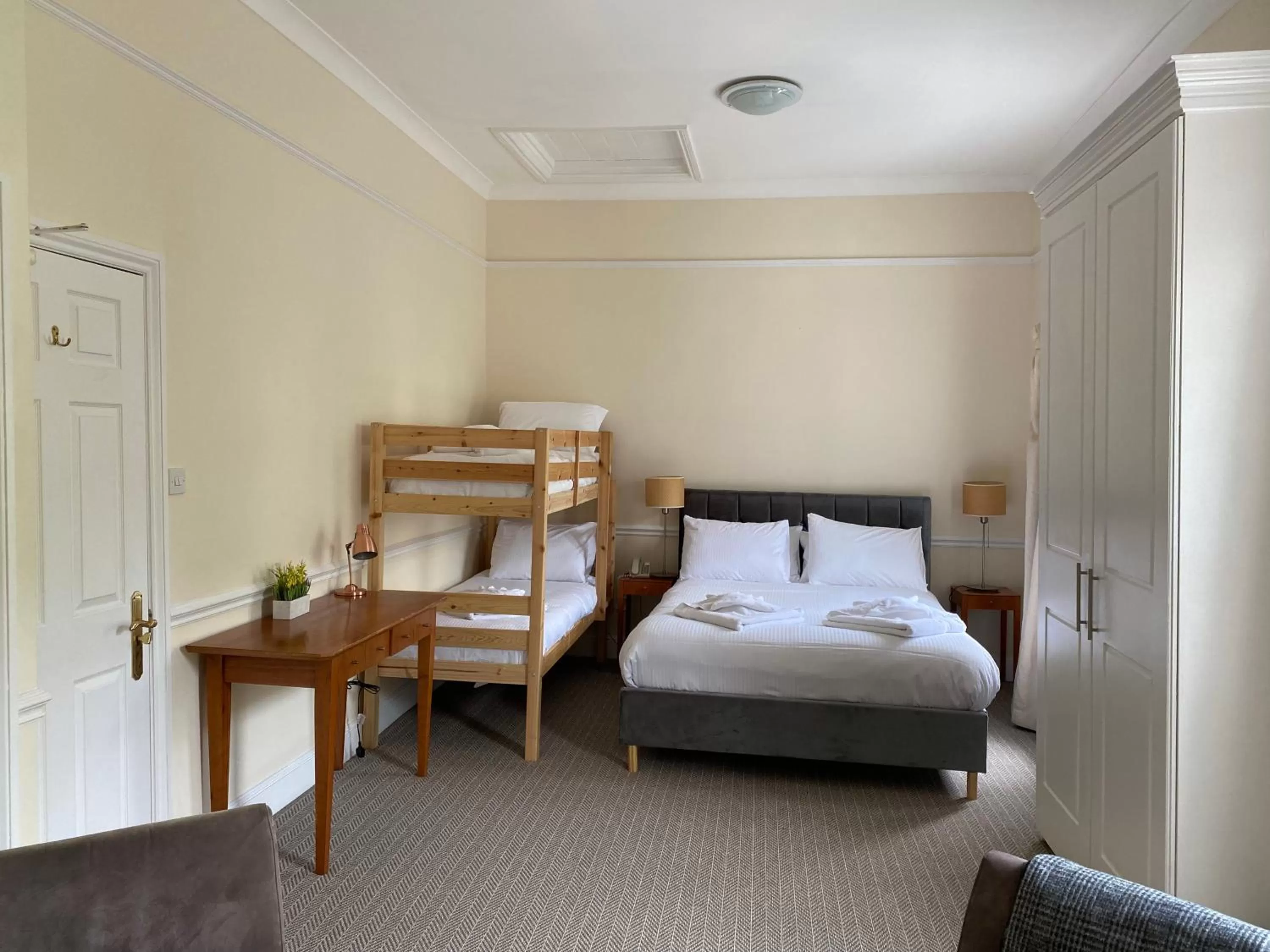 The Wellington Hotel