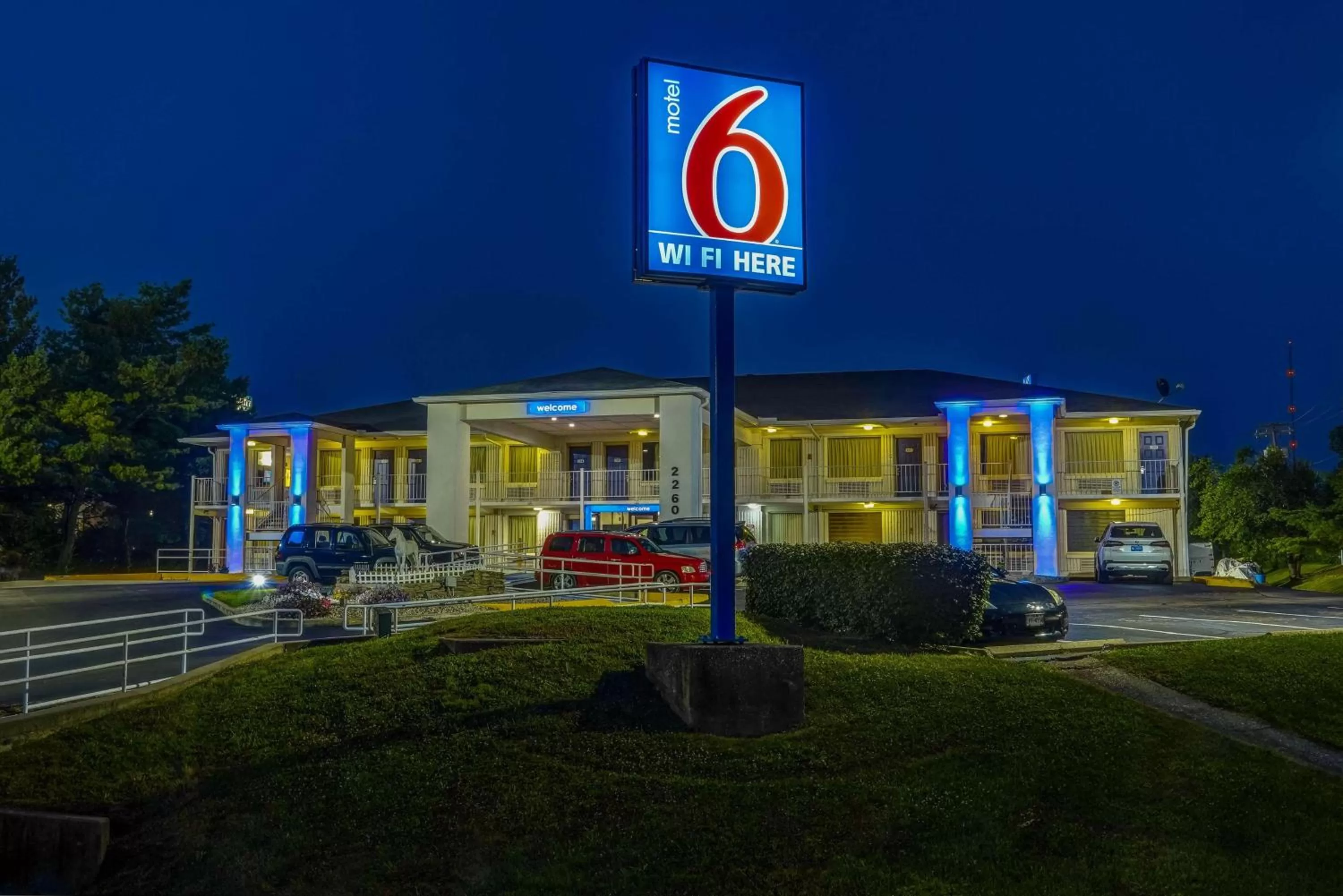 Property building in Motel 6-Lexington, KY - East I-75