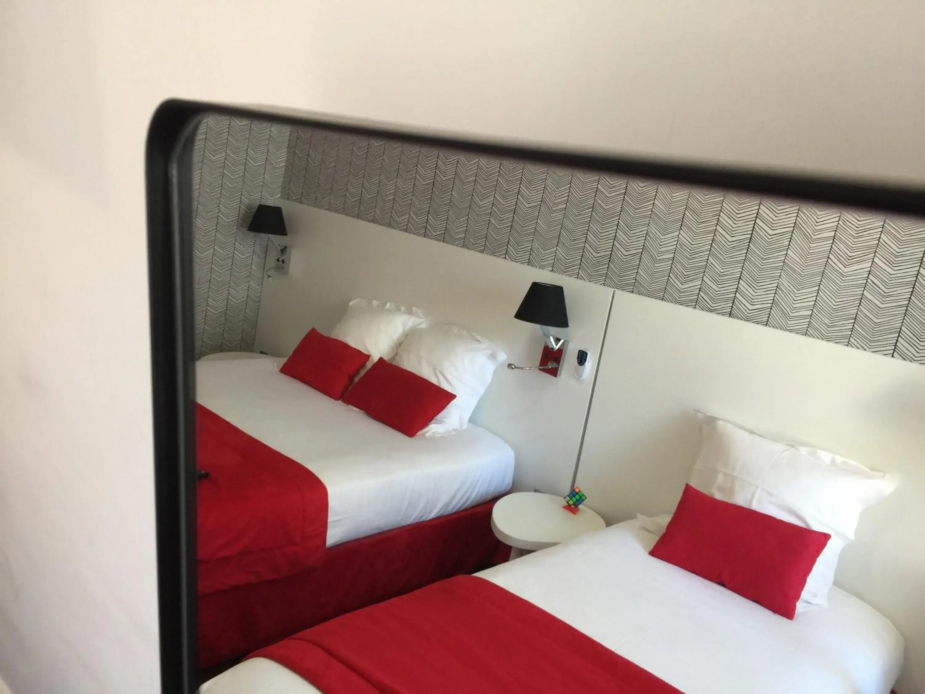 Triple Room in Hôtel Concorde Triple Room in Hôtel Concorde