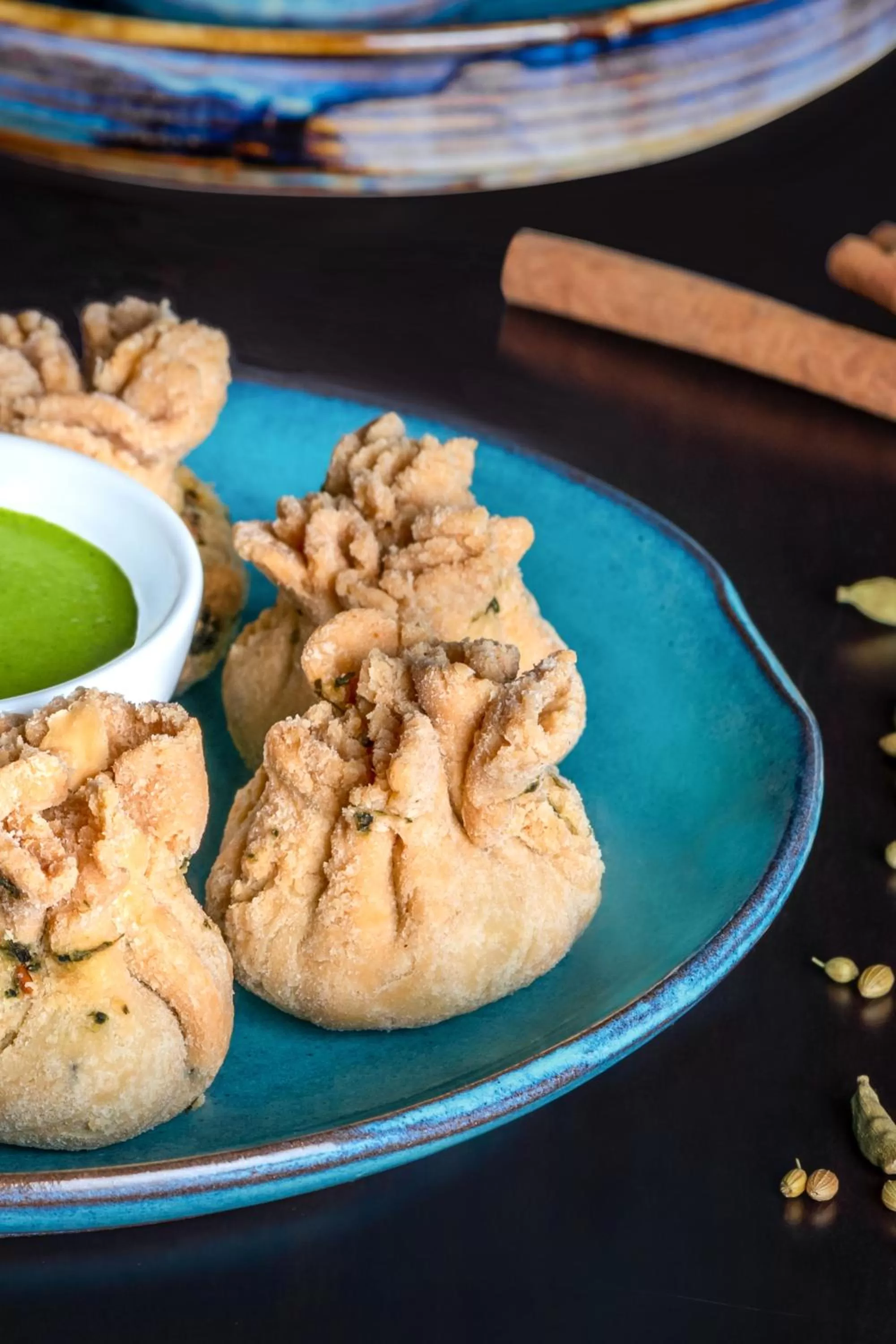 Restaurant/places to eat in JA Lake View Hotel, Dubai