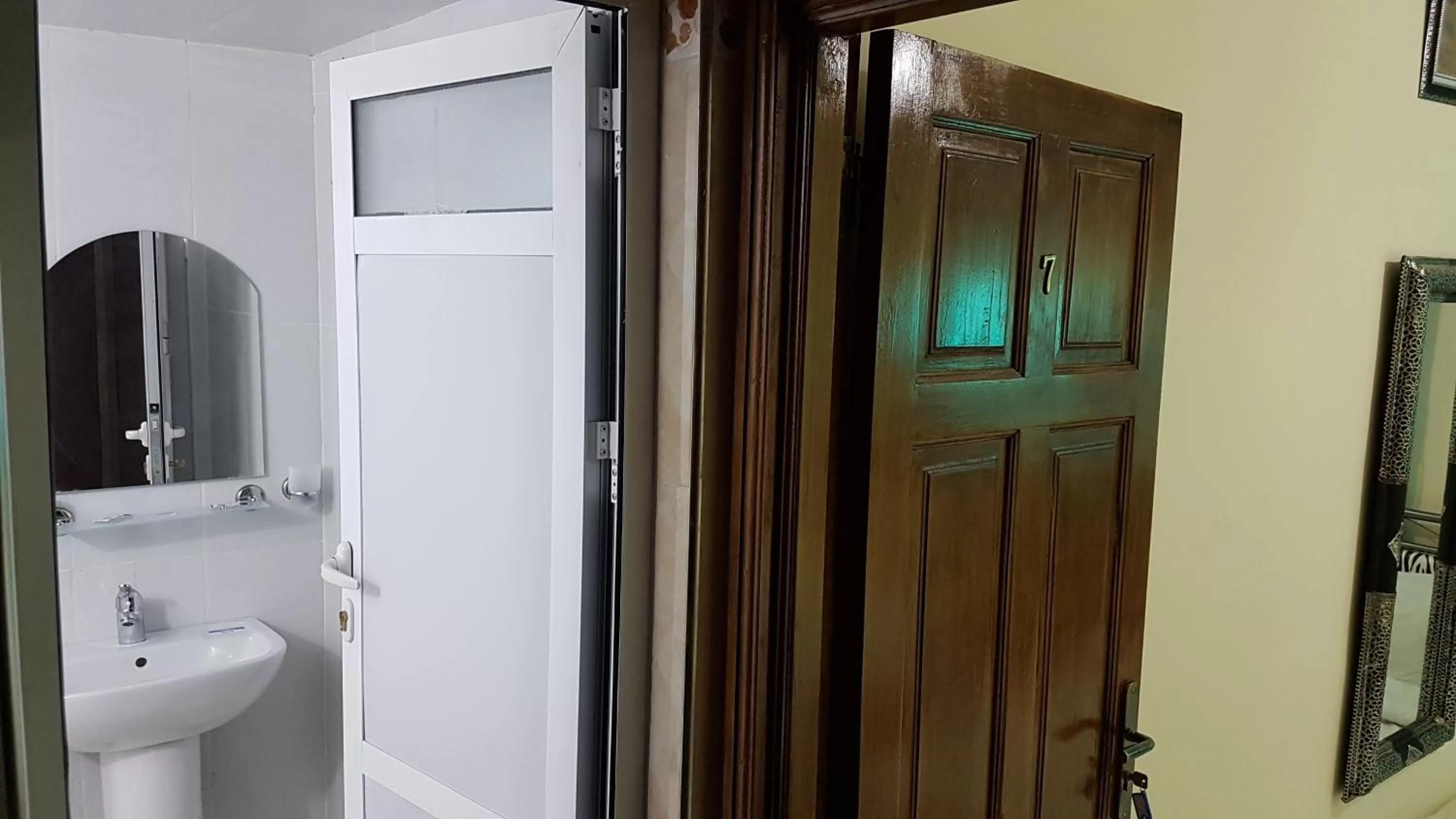 Bathroom in Hotel Nice 06