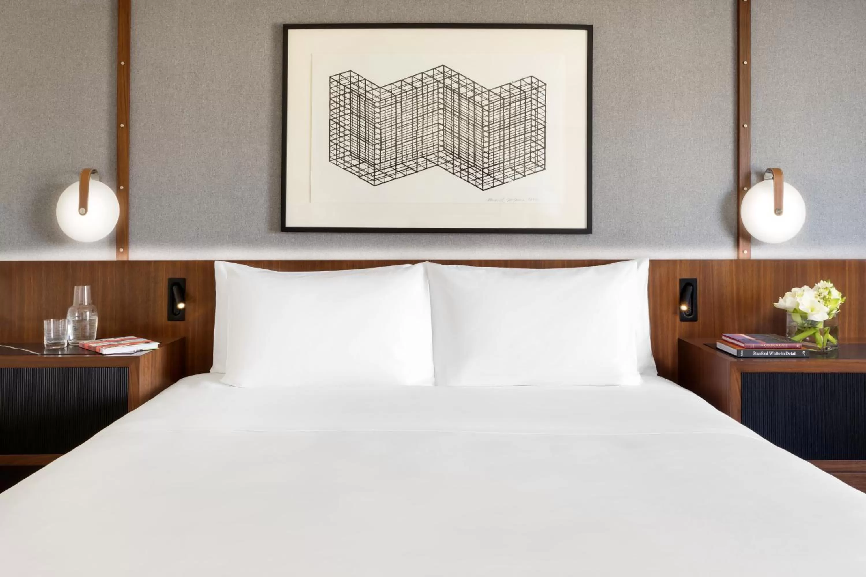 Bed in Hyatt Regency San Francisco Downtown SOMA