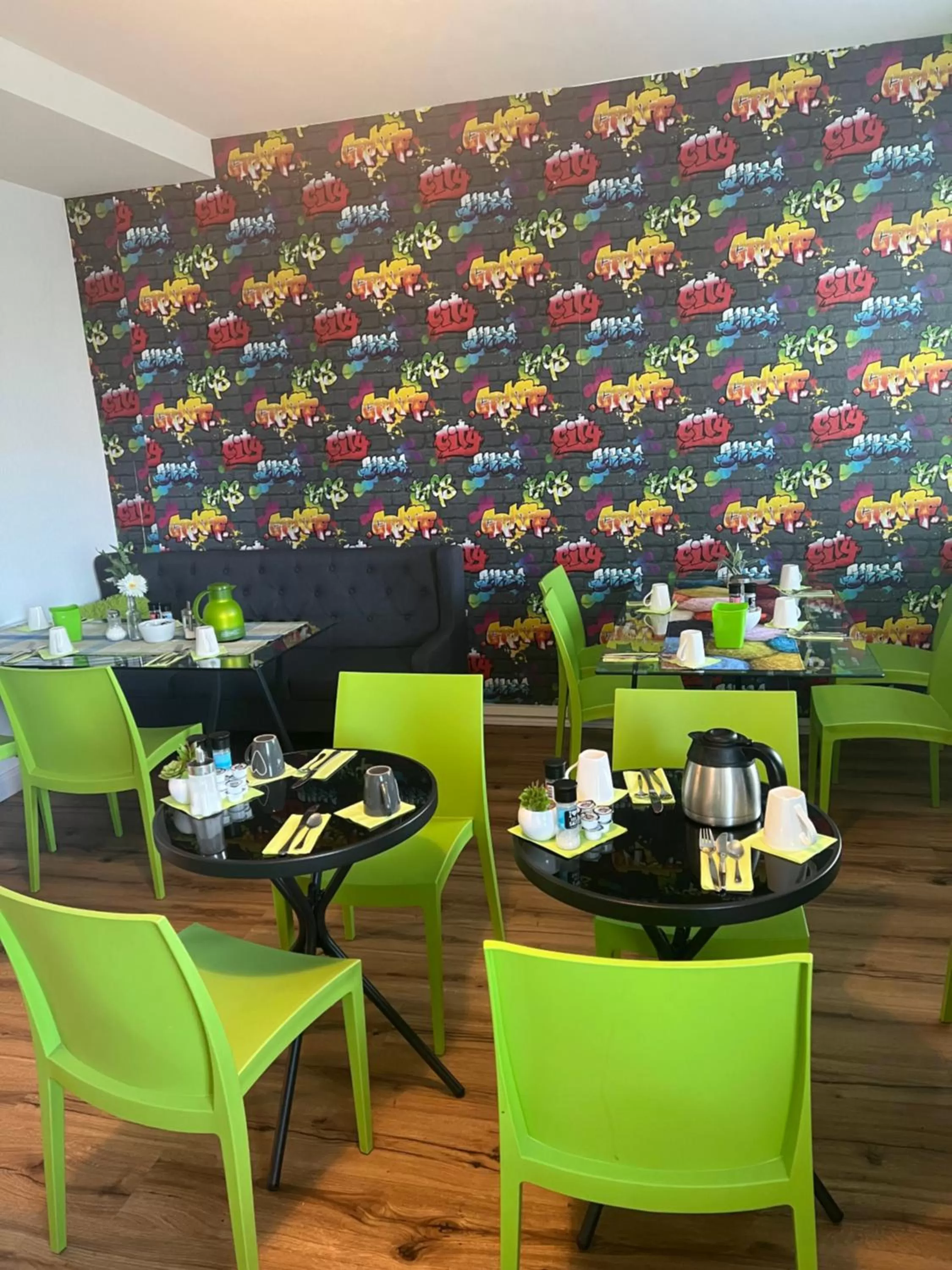 Breakfast in Studiotel TOP LOFT